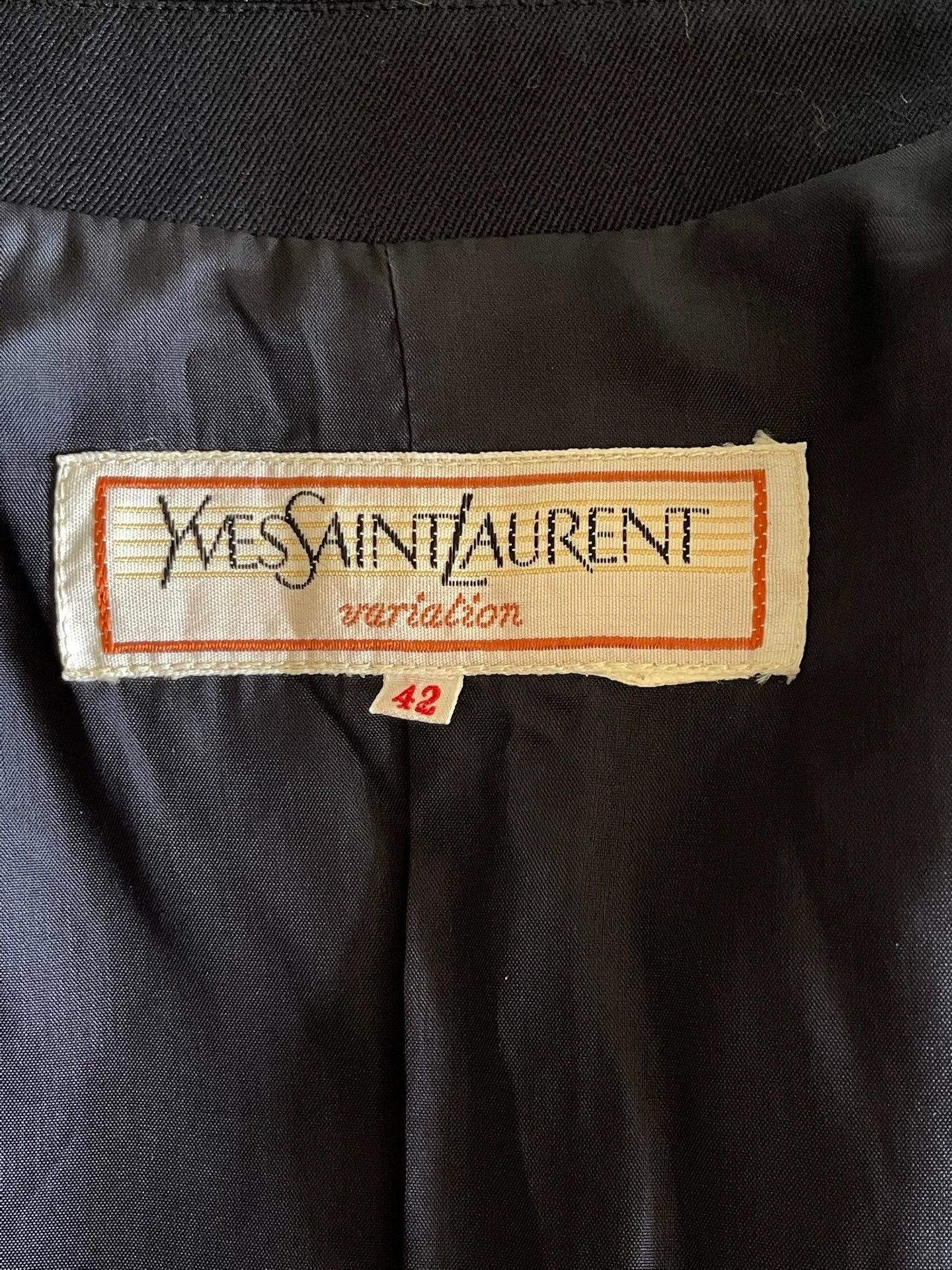 Yves Saint Laurent YSL Vintage Old Money Floral Bud Tailored Blazer Size M / US 6-8 / IT 42-44 - 6 Thumbnail