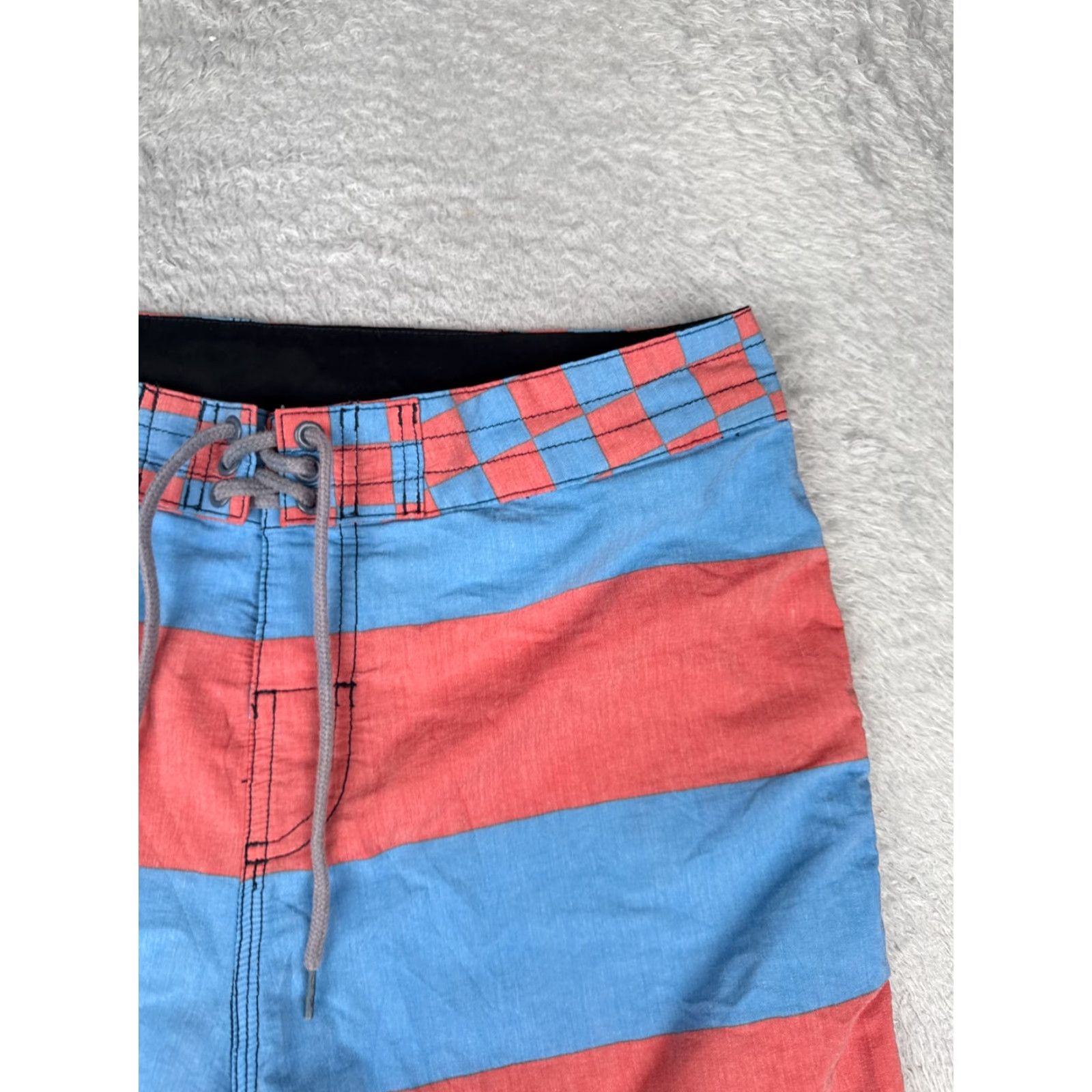 Quiksilver Quiksilver Board Shorts Men’s 36 Blue Red Stripe Checkered 35x10 Trunks Swim Trunks Beach Classic Size US 36 / EU 52 - 5 Thumbnail