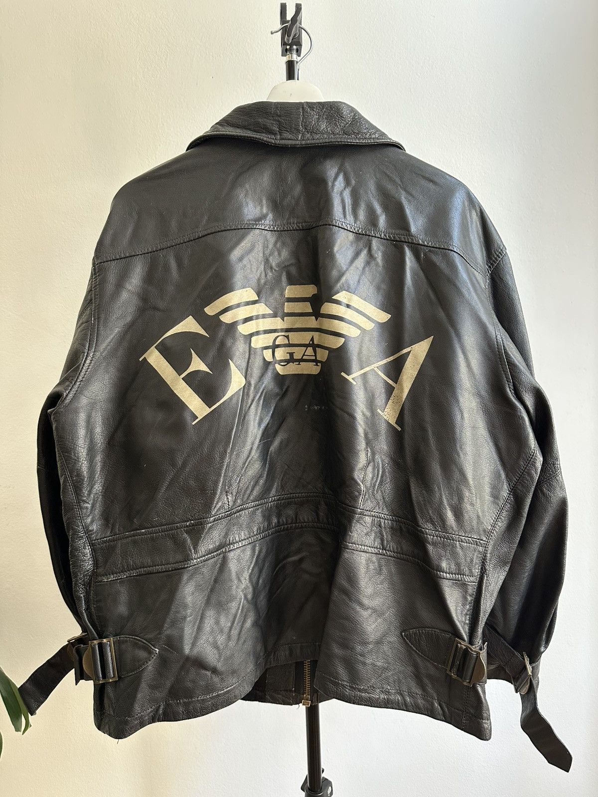 Emporio Armani Emporio Armani Vintage 80s Cropped Buckel Leather Jacket Size US M / EU 48-50 / 2 - 8 Thumbnail