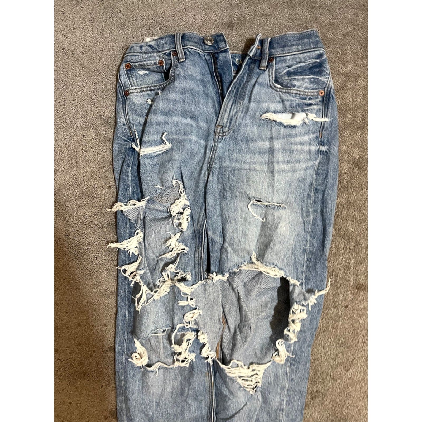American Eagle Outfitters American Eagle Jeans Women Size 2 Destroyed Highest Rise Boyfriend 90s Blue Size 26" / US 2 / IT 38 - 4 Thumbnail