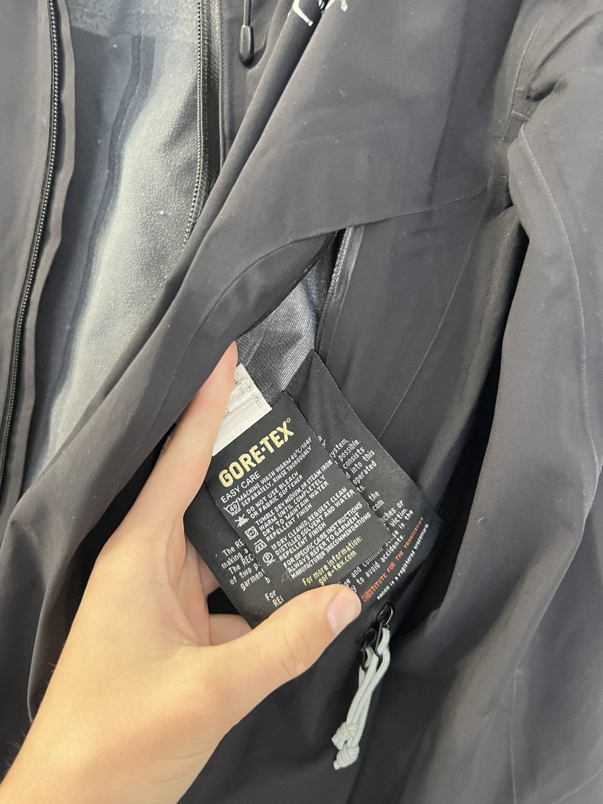 Arc'teryx Arcteryx Beta Gore-Tex Jacket Size M / US 6-8 / IT 42-44 - 14 Thumbnail