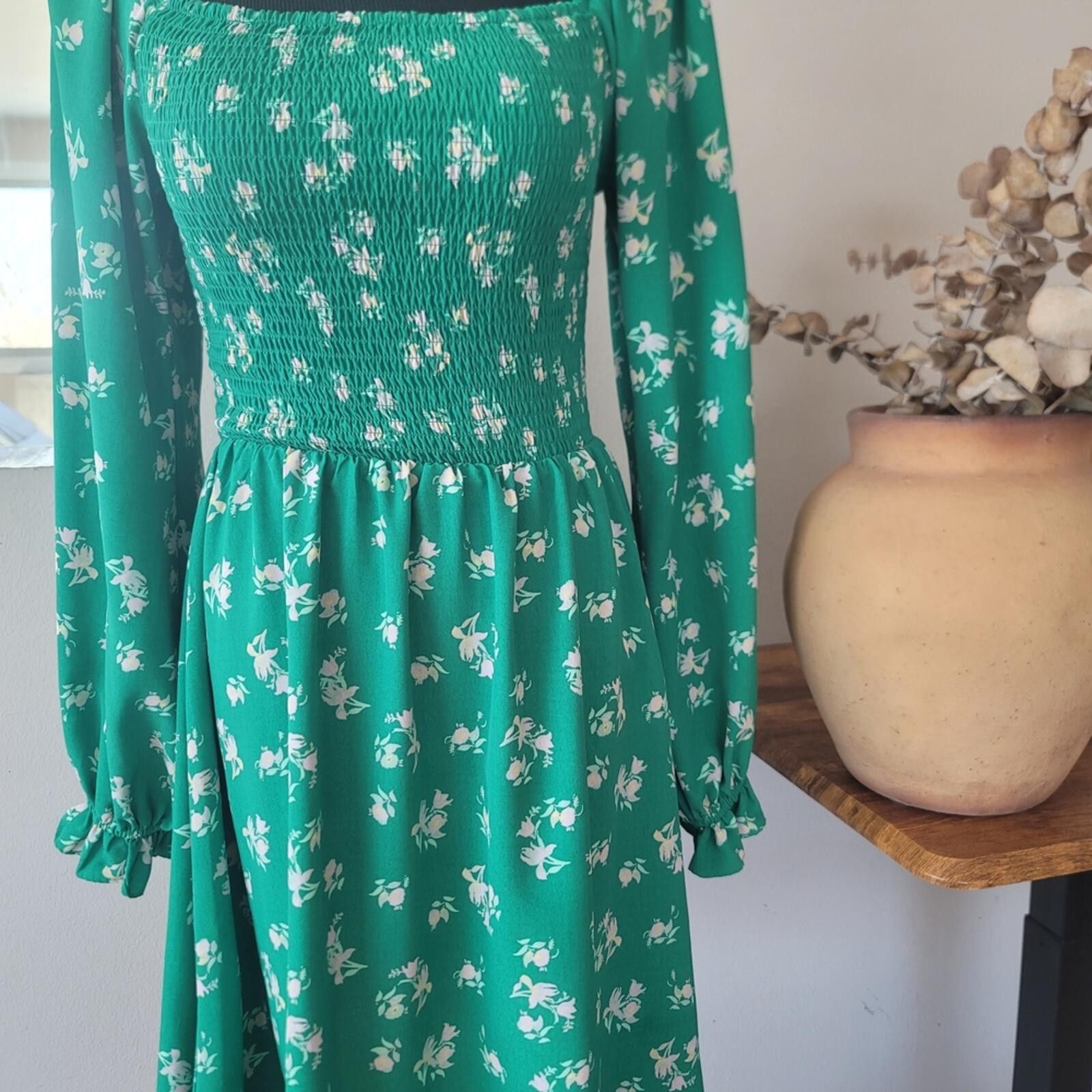 Lil Wayne WAYF Floral Long Sleeve Smocked Minidress ditsy floral Sz S Size S / US 4 / IT 40 - 9 Thumbnail