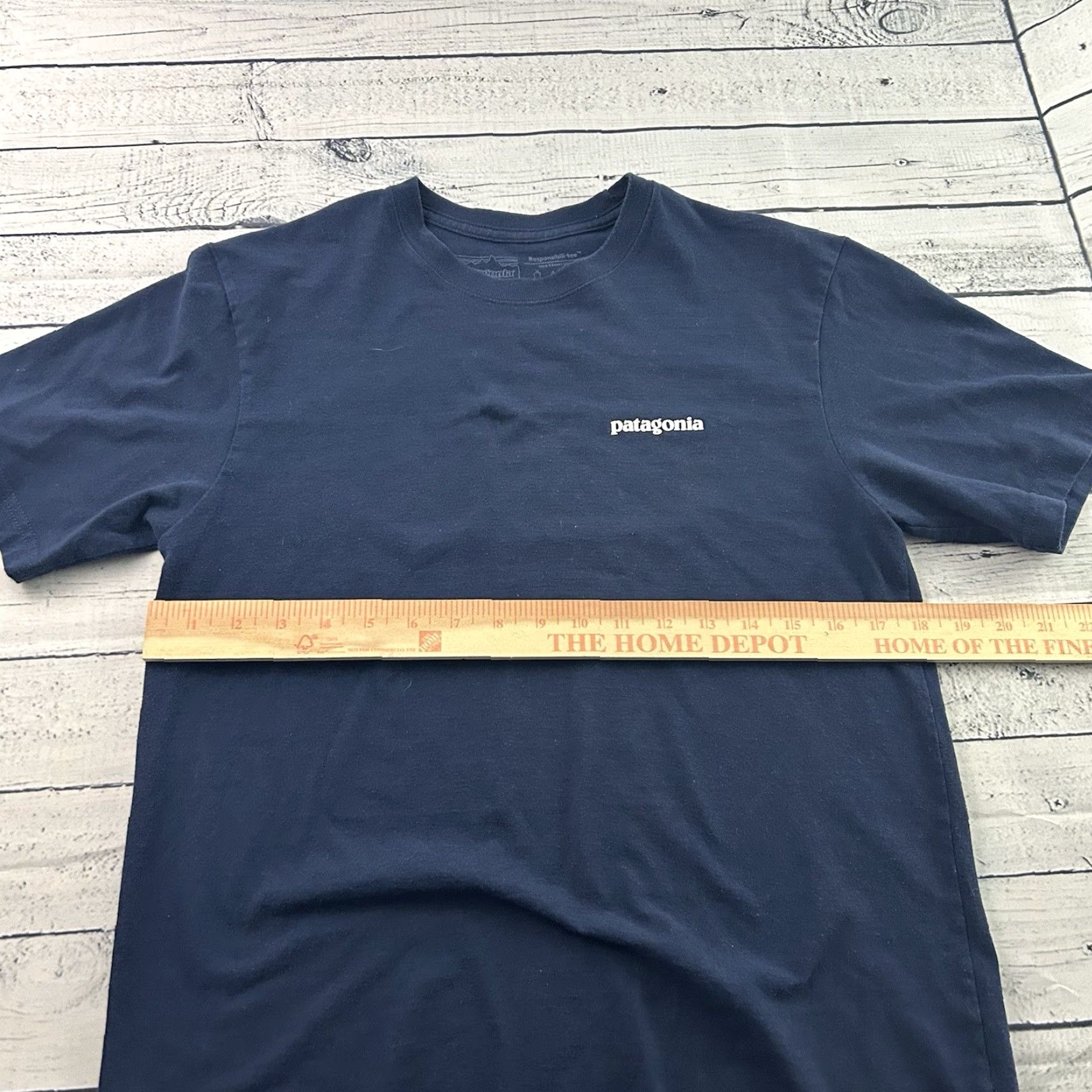 Patagonia Patagonia Logo Regular Fit Short Sleeve T Shirt Men's Small Blue Patagonia Live Simply Logo Shirt Men's Small Blue Size US S / EU 44-46 / 1 - 4 Thumbnail