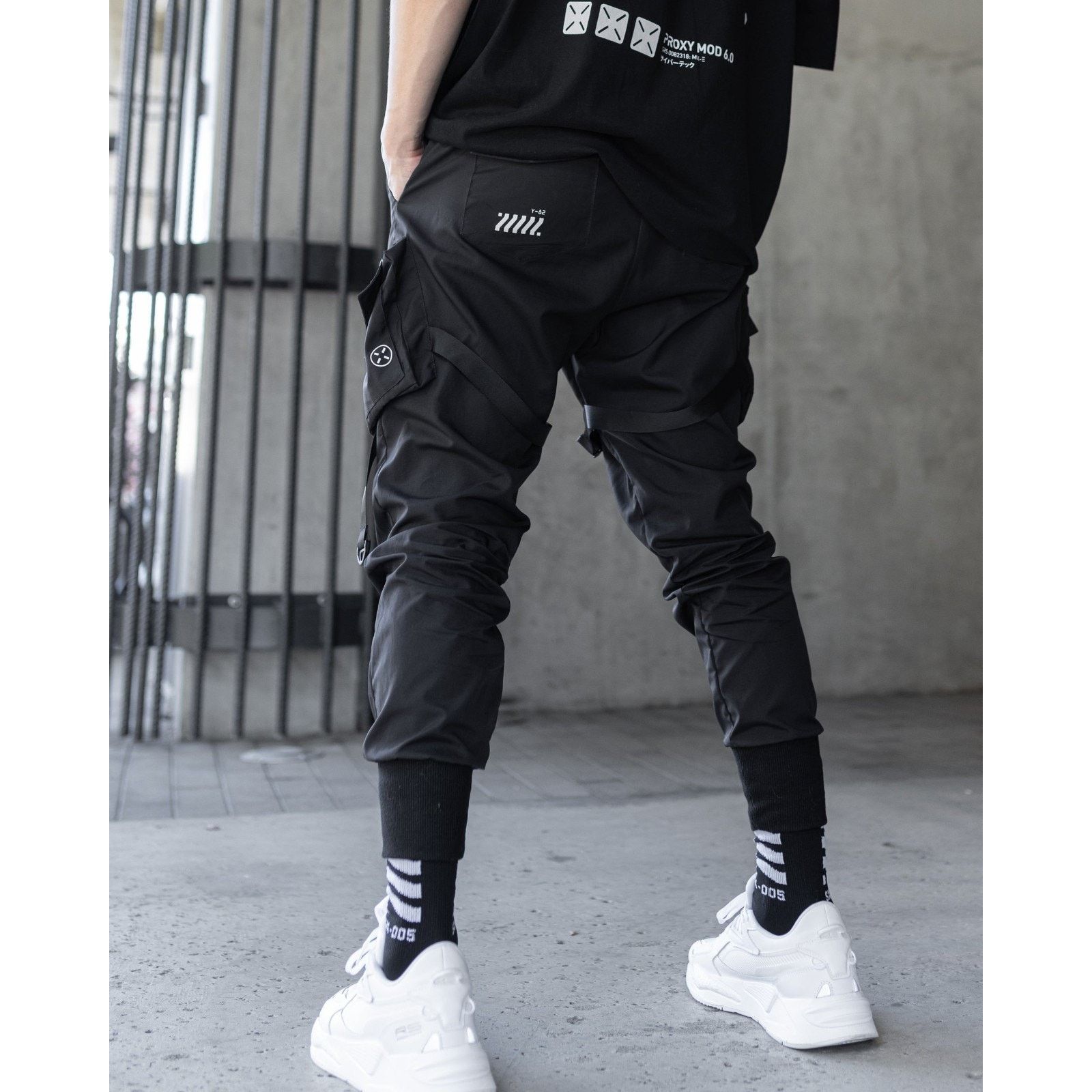 Other Fabric of the Universe Black 10F Cargo Pants - (C8) Size L Size US 32 / EU 48 - 5 Thumbnail