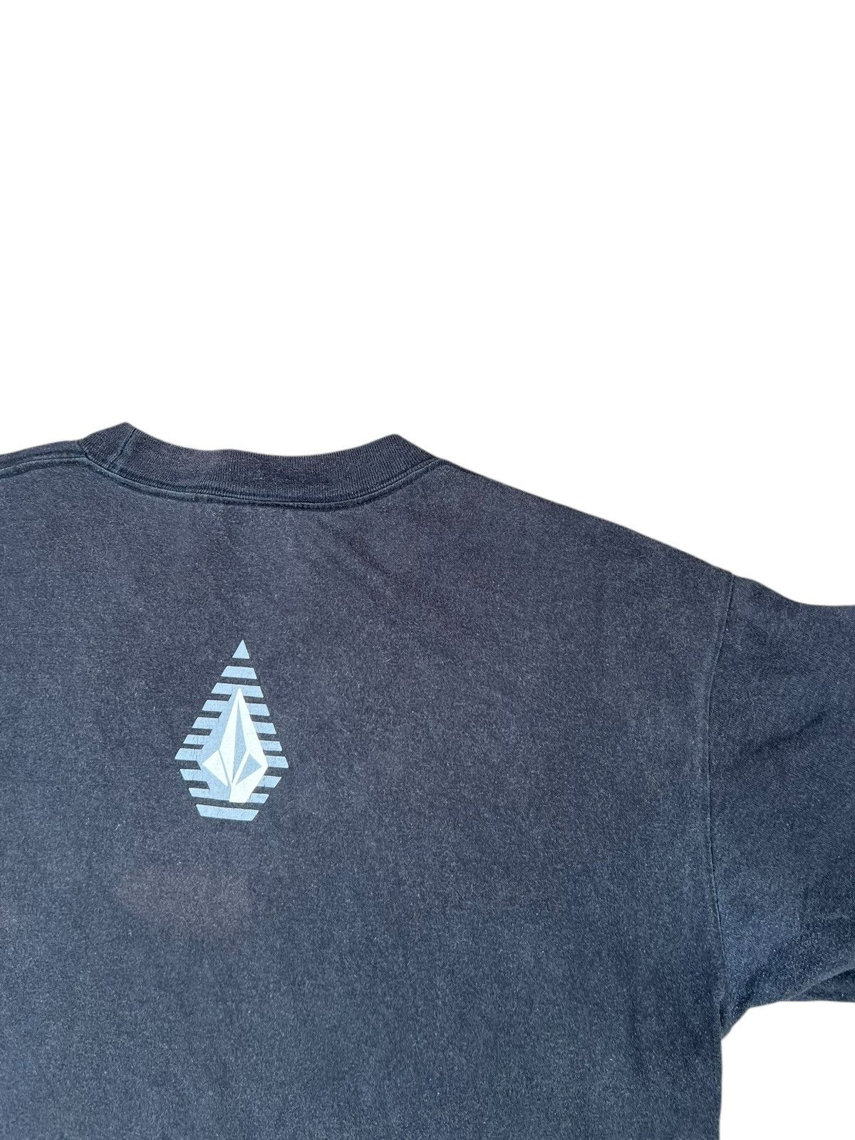Vintage Vintage 90s Volcom Sun Faded Black Skateboard tees Size US L / EU 52-54 / 3 - 17 Thumbnail