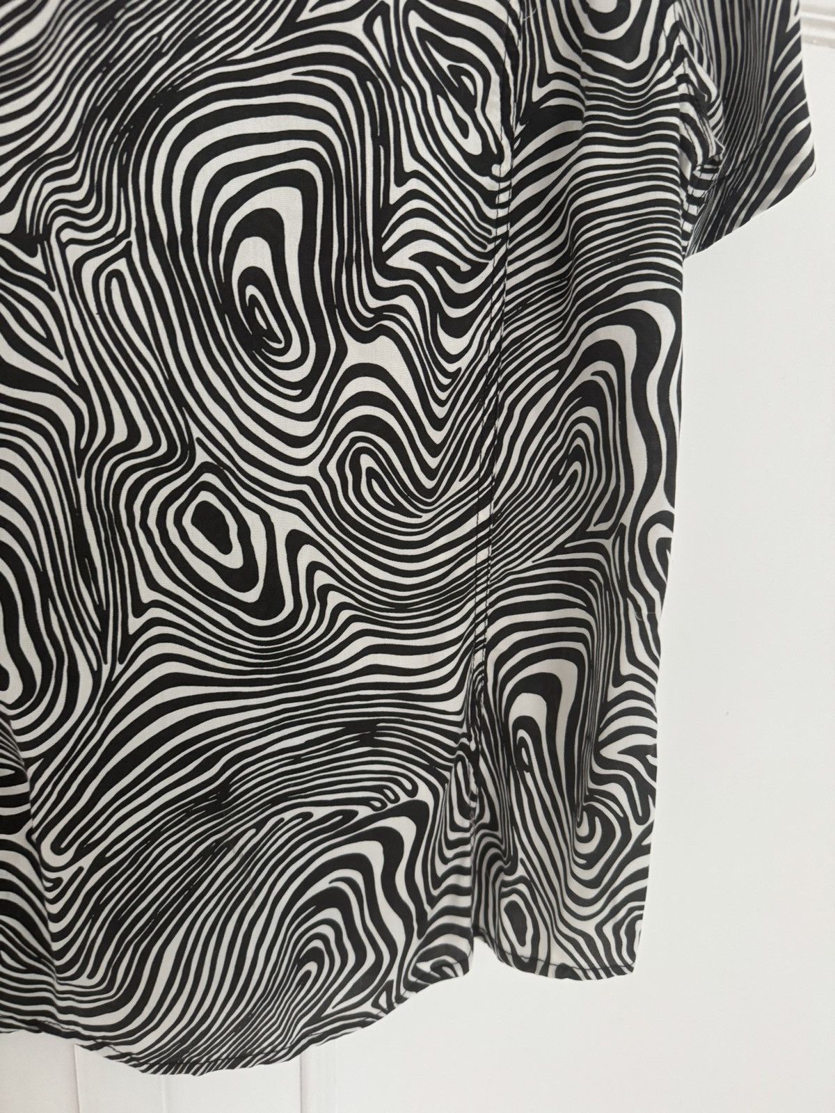Corridor Corridor Contours Lyocell Short Sleeve Small Black NWT Size US XS / EU 42 / 0 - 10 Thumbnail