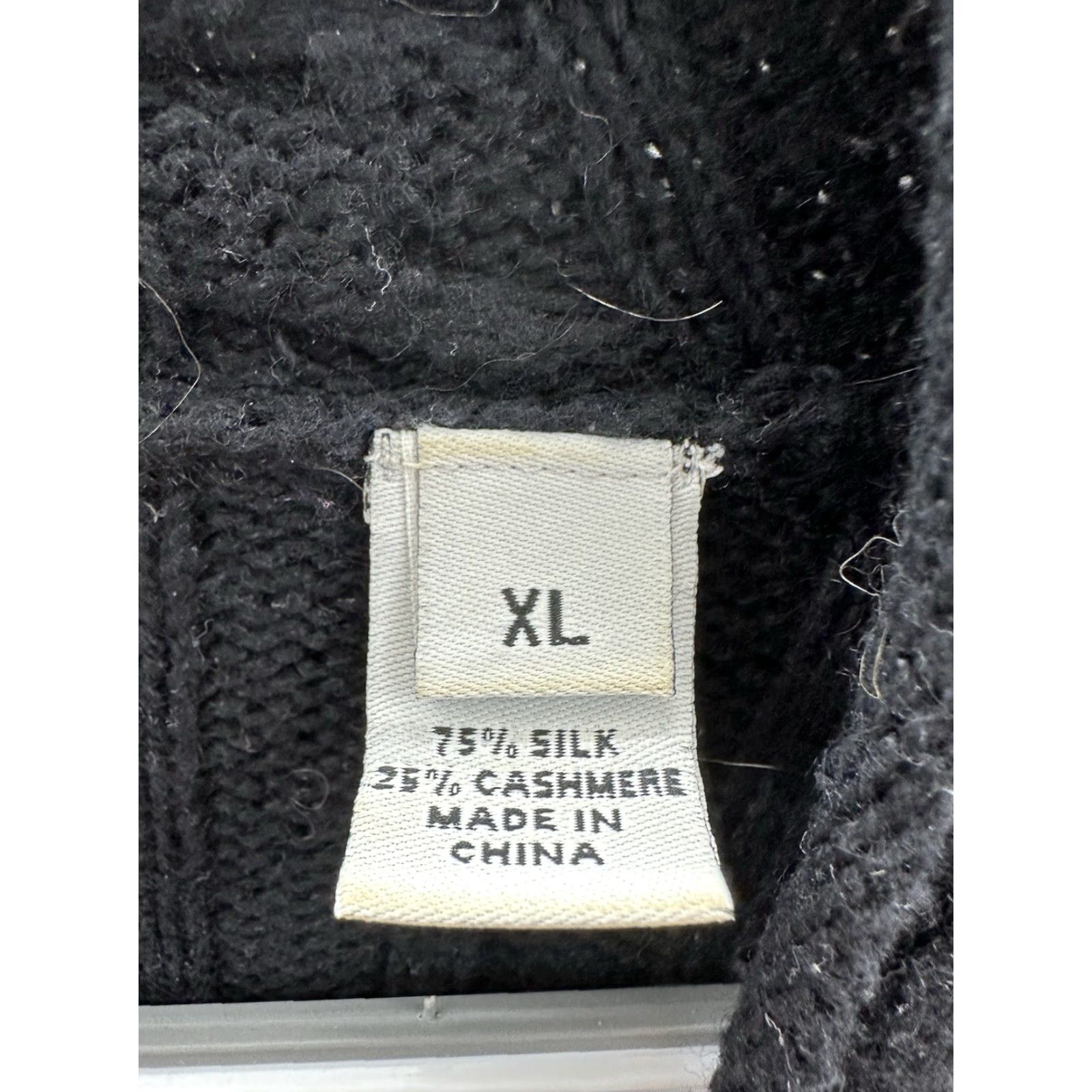 Saks Fifth Avenue VINTAGE Saks Fifth Ave Womens Sweater XL Black Knit Silk Cashmere Real Clothes VTG Pullover Long Sleeve Mock Neck Solid 80s 90s Womens Size XL / US 12-14 / IT 48-50 - 5 Thumbnail