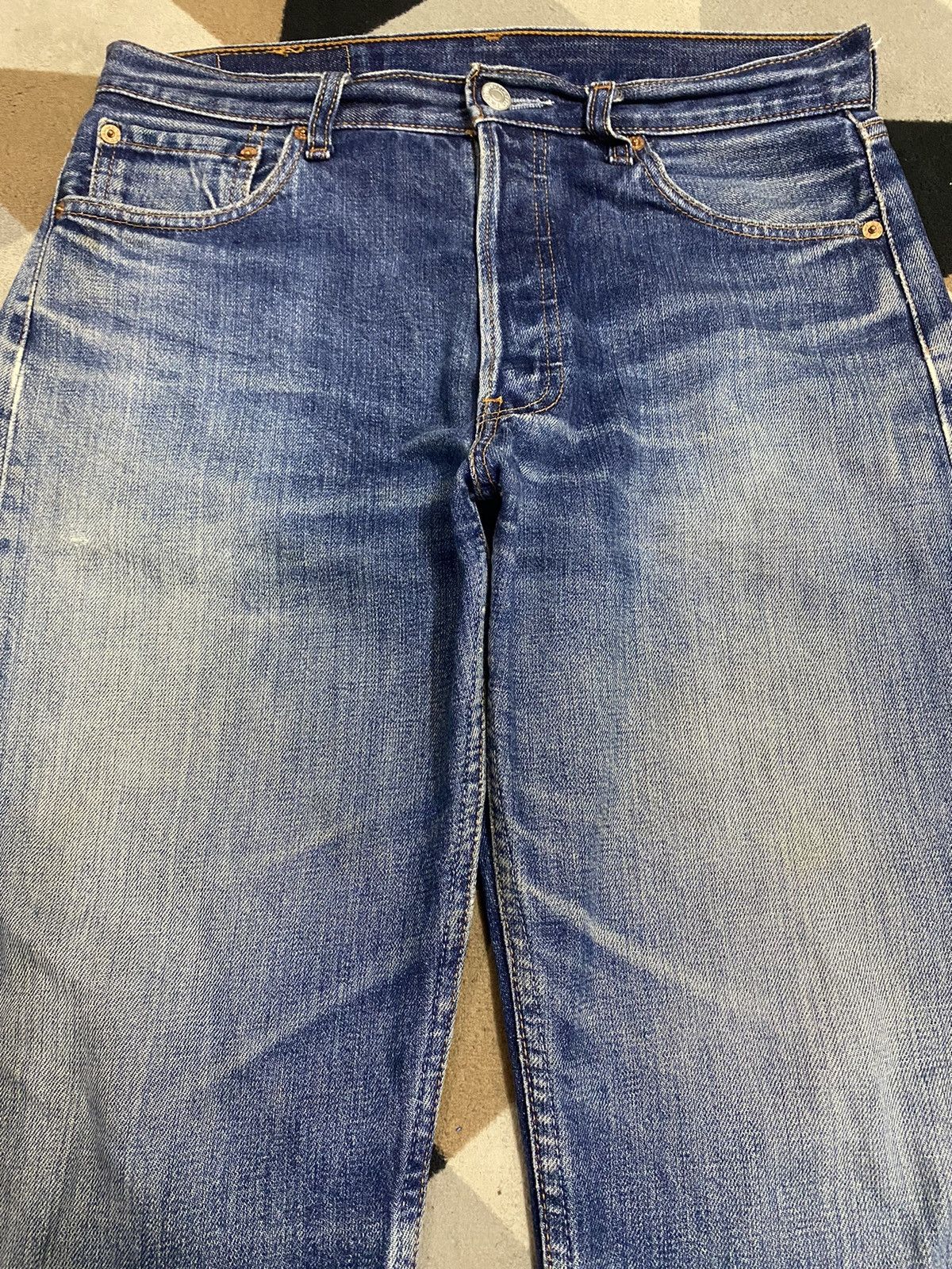 Levi's Vintage Clothing Vintage Levis 501 Y2K Blue Wash Distressed Jeans Size US 31 - 3 Thumbnail