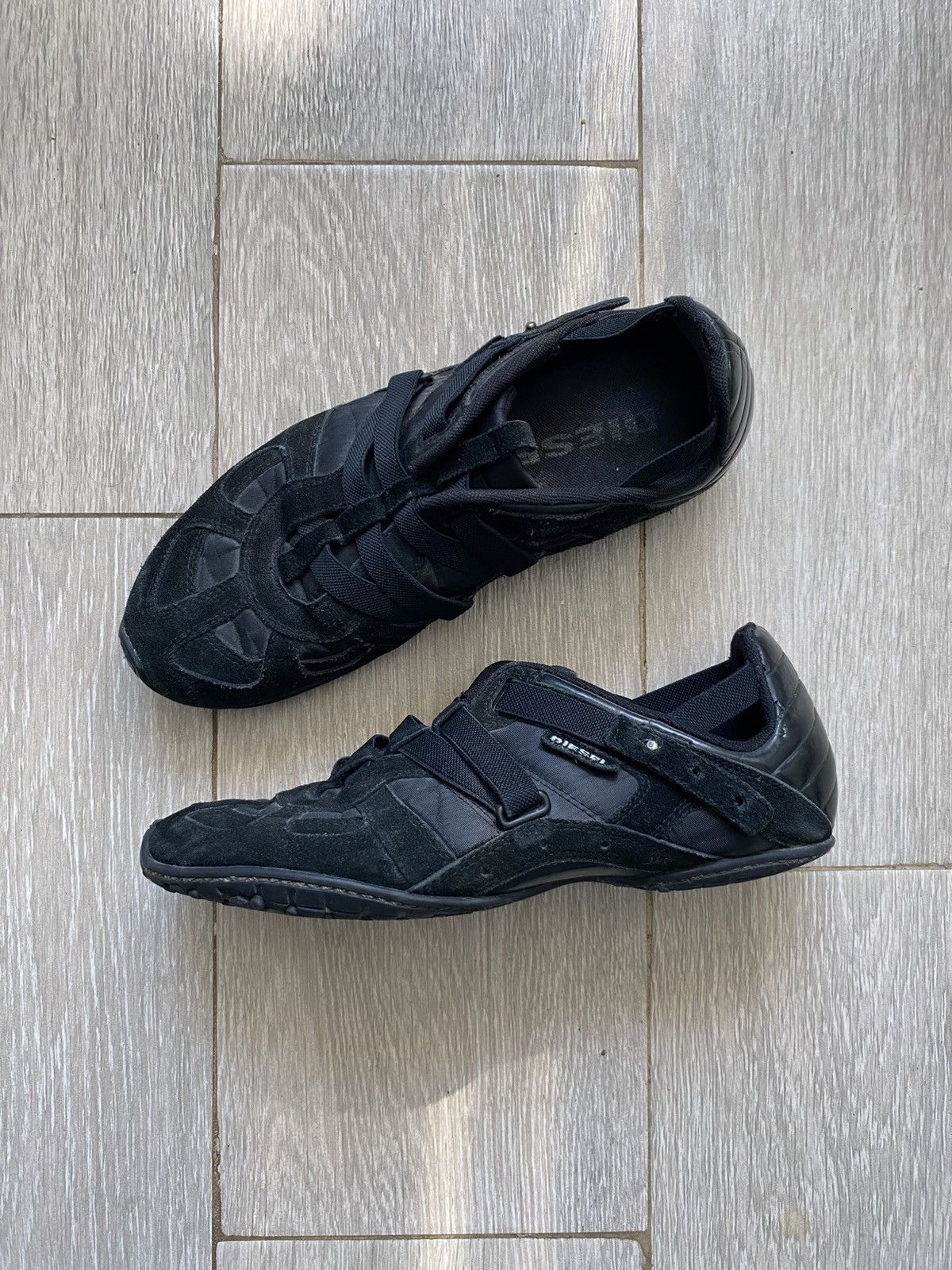 VINTAGE DIESEL MOSLEY AVANT GARDE SNEAKERS Y2K OPIUM