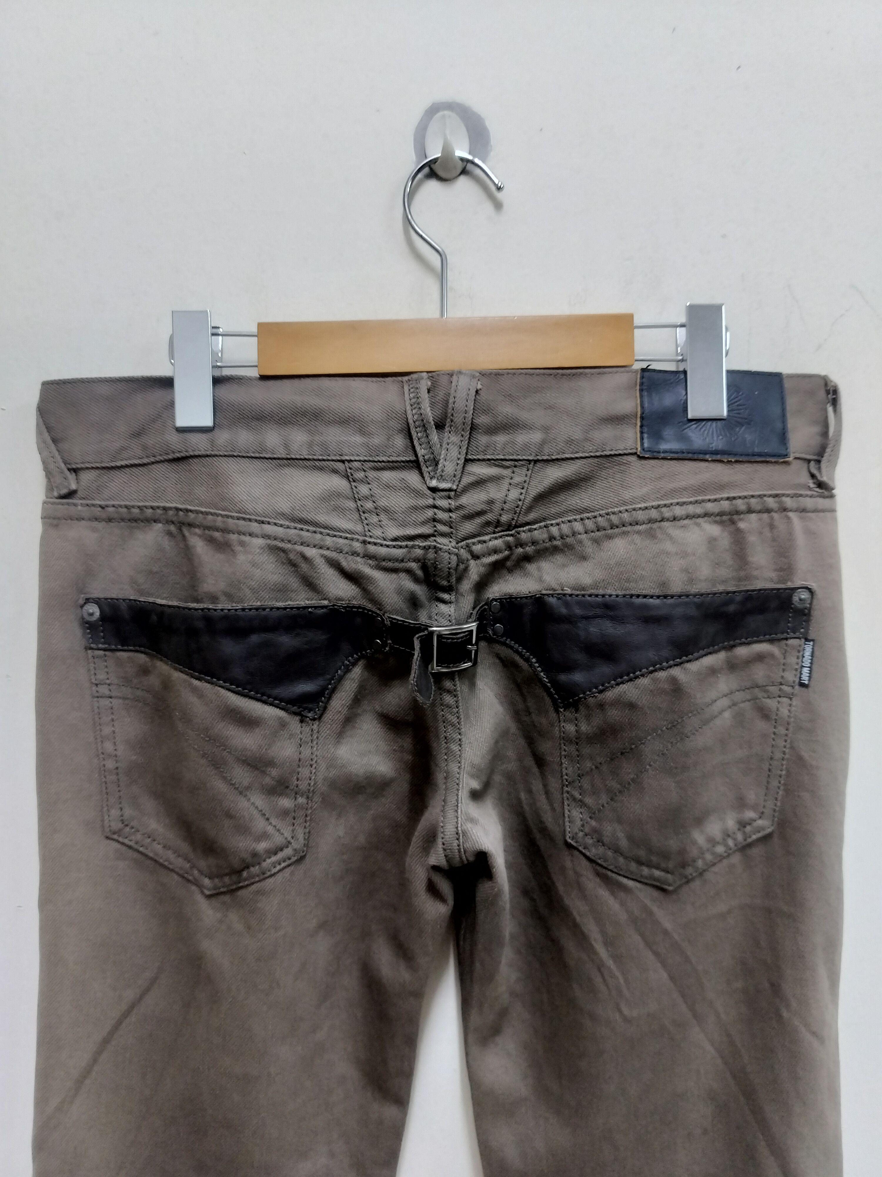 Tornado Mart Tornado Mart distressed jeans Size US 34 / EU 50 - 10 Thumbnail