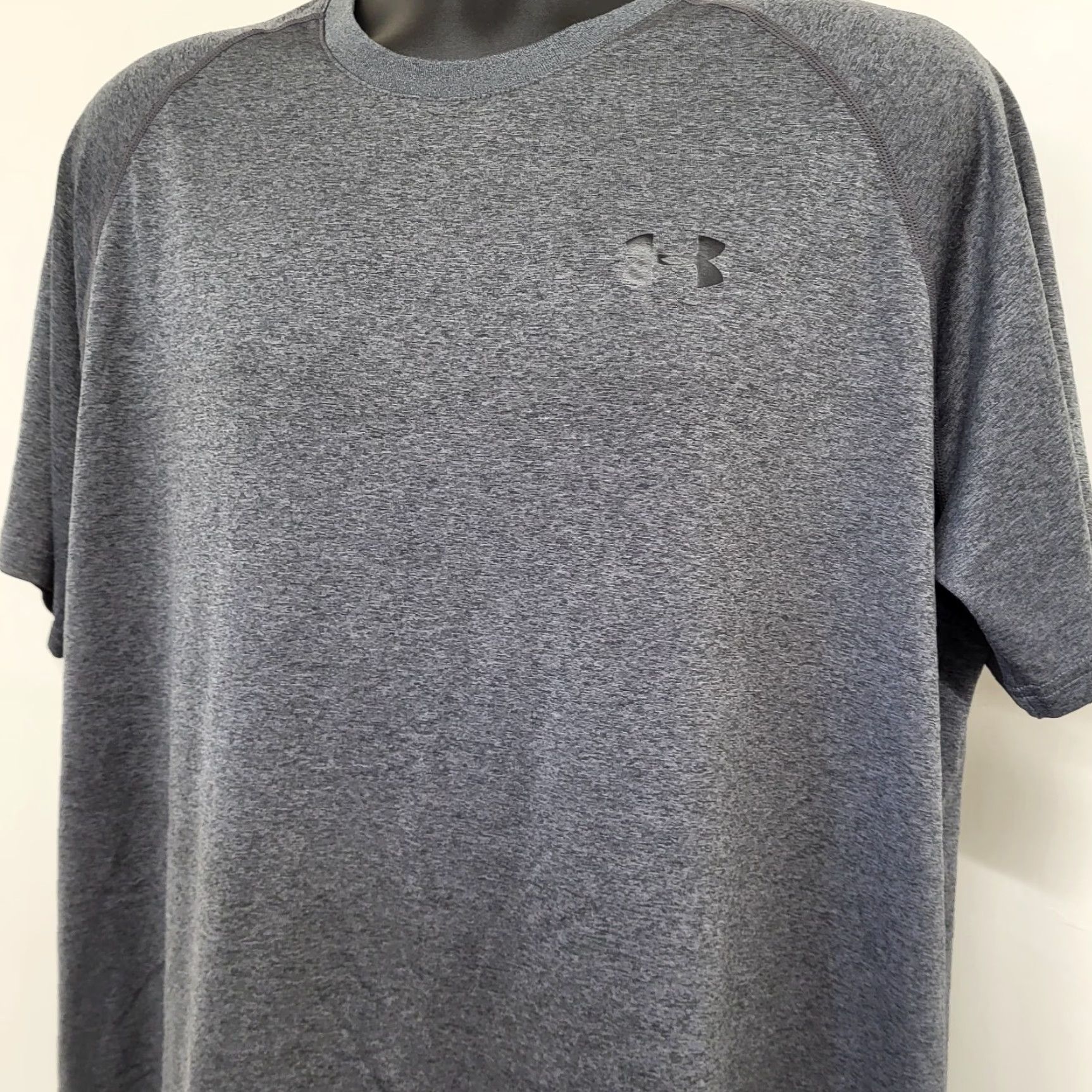 Under Armour UNDER ARMOUR Shirt Men XL Tall Gray HeatGear Loose Crewneck Short Sleeve Logo Size US XL / EU 56 / 4 - 2 Thumbnail