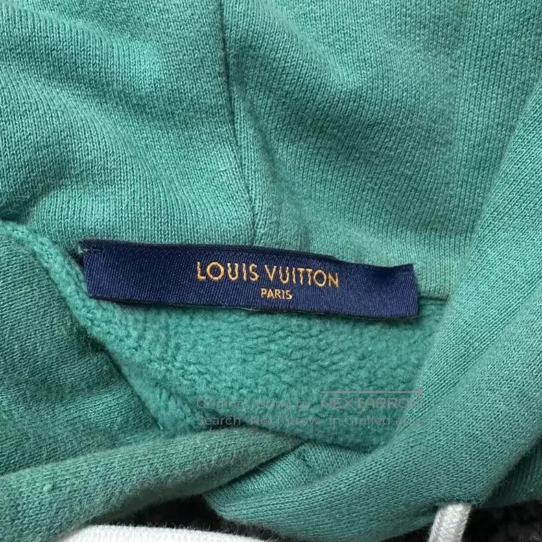 Louis Vuitton Louis Vuitton size 4l Lake Green Pin Embroidered Hoodie Size US M / EU 48-50 / 2 - 3 Thumbnail