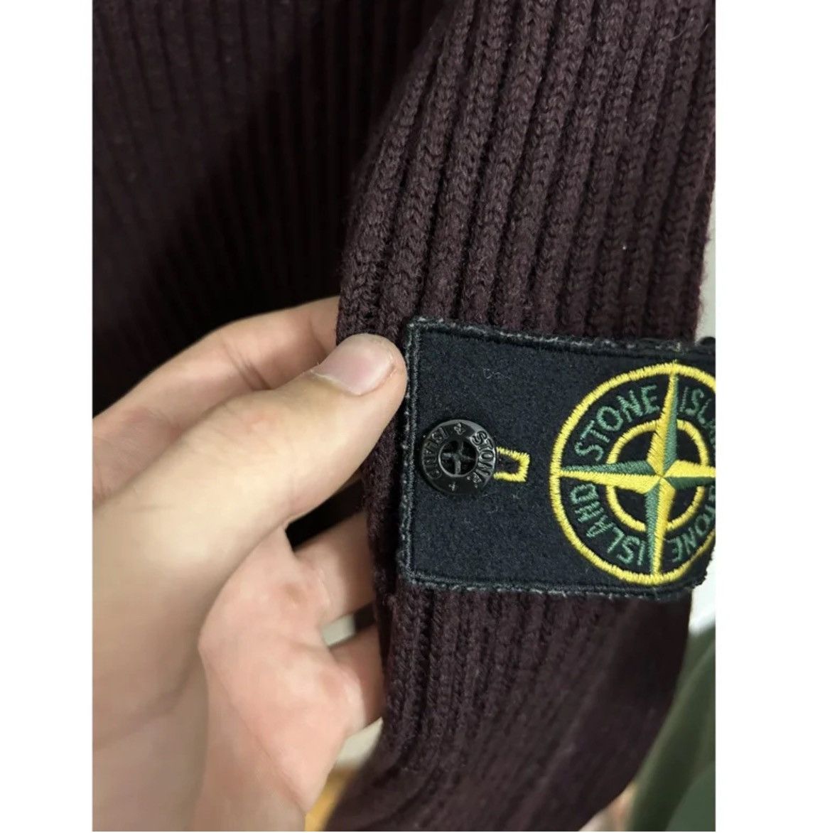 Stone Island Men’s Stone Island Logo Alana Wool Sweater Size US L / EU 52-54 / 3 - 8 Thumbnail
