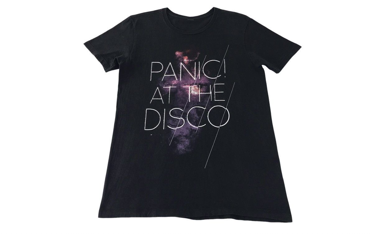 Band Tees Panic At The Disco Pop Rock Band Tee Size US M / EU 48-50 / 2 - 1 Thumbnail