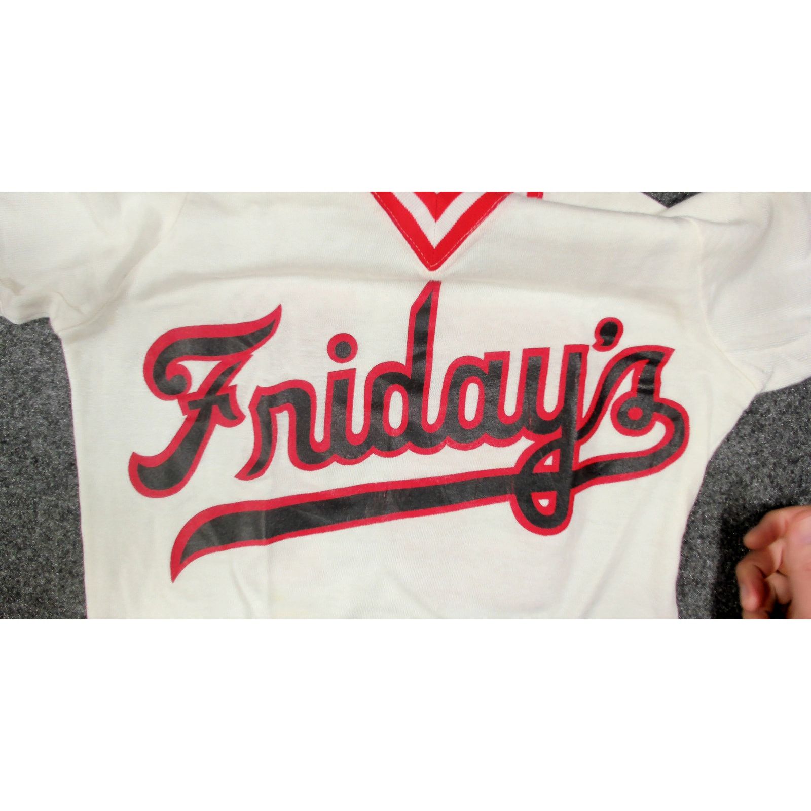 Champion Champion | Vintage 1981 TGI Fridays Baseball Jersey Size S / US 4 / IT 40 - 10 Thumbnail