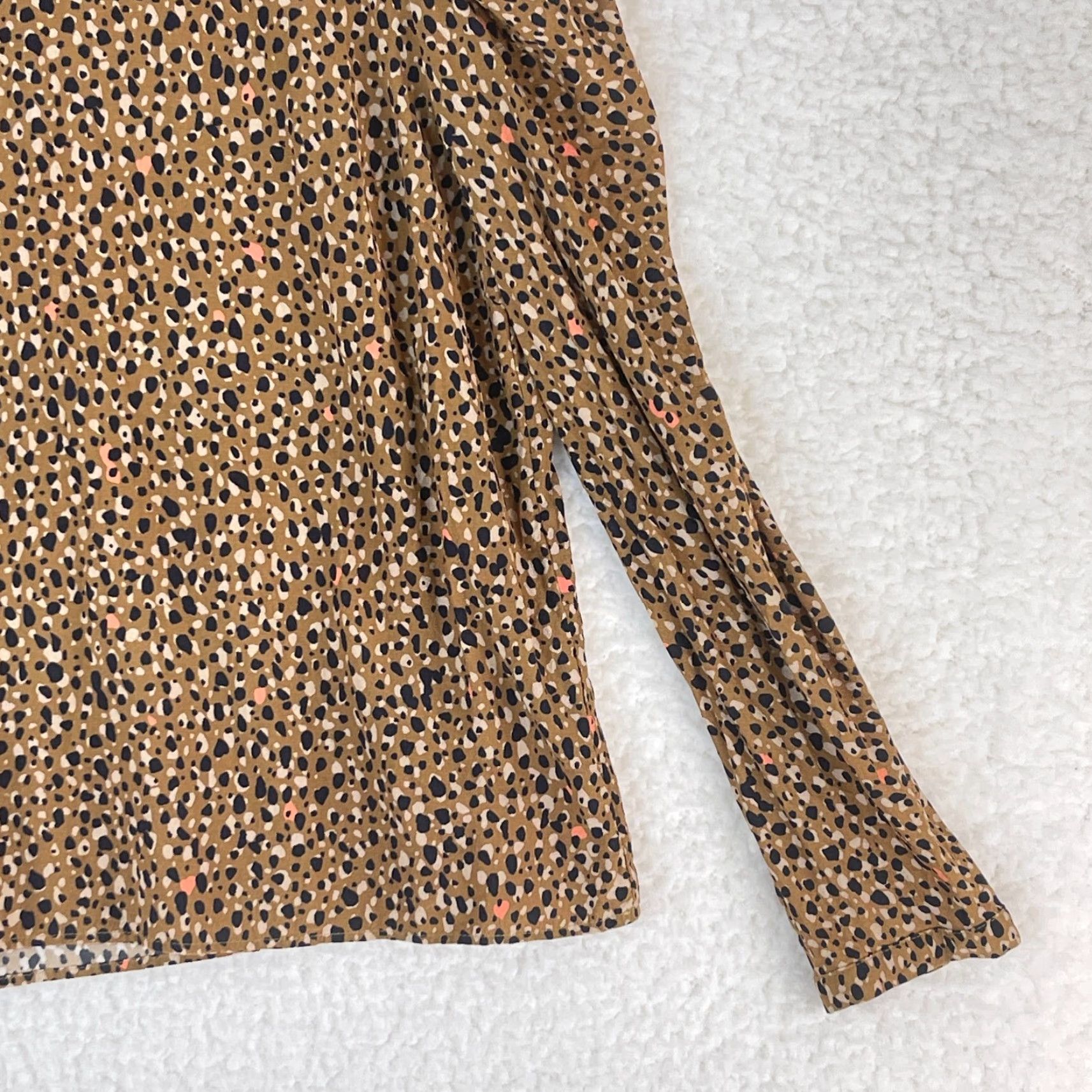 Vintage Dolan Womens Brown Animal Print Long Sleeve Round Neck Lightweight Shirt L Size L / US 10 / IT 46 - 3 Thumbnail