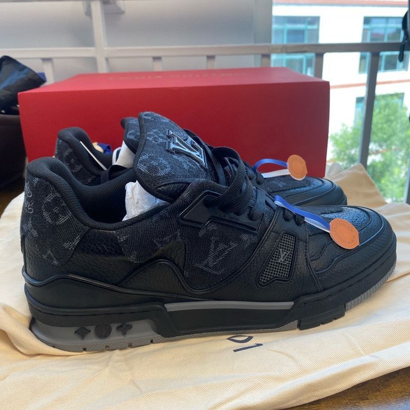 Louis Vuitton Louis Vuitton Low-Top Sneakers in Black and Gray -2508 Size US 9 / EU 42 - 5 Thumbnail
