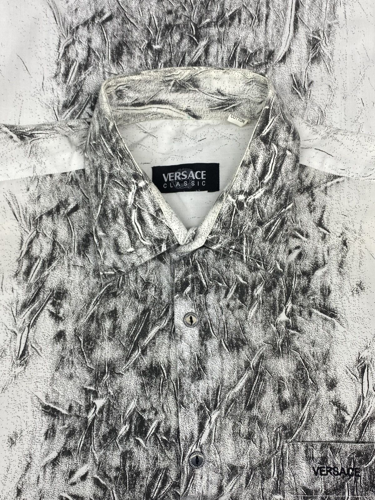 Versace Vintage Versace Avant Garde Japanese Shirt Size US L / EU 52-54 / 3 - 11 Thumbnail