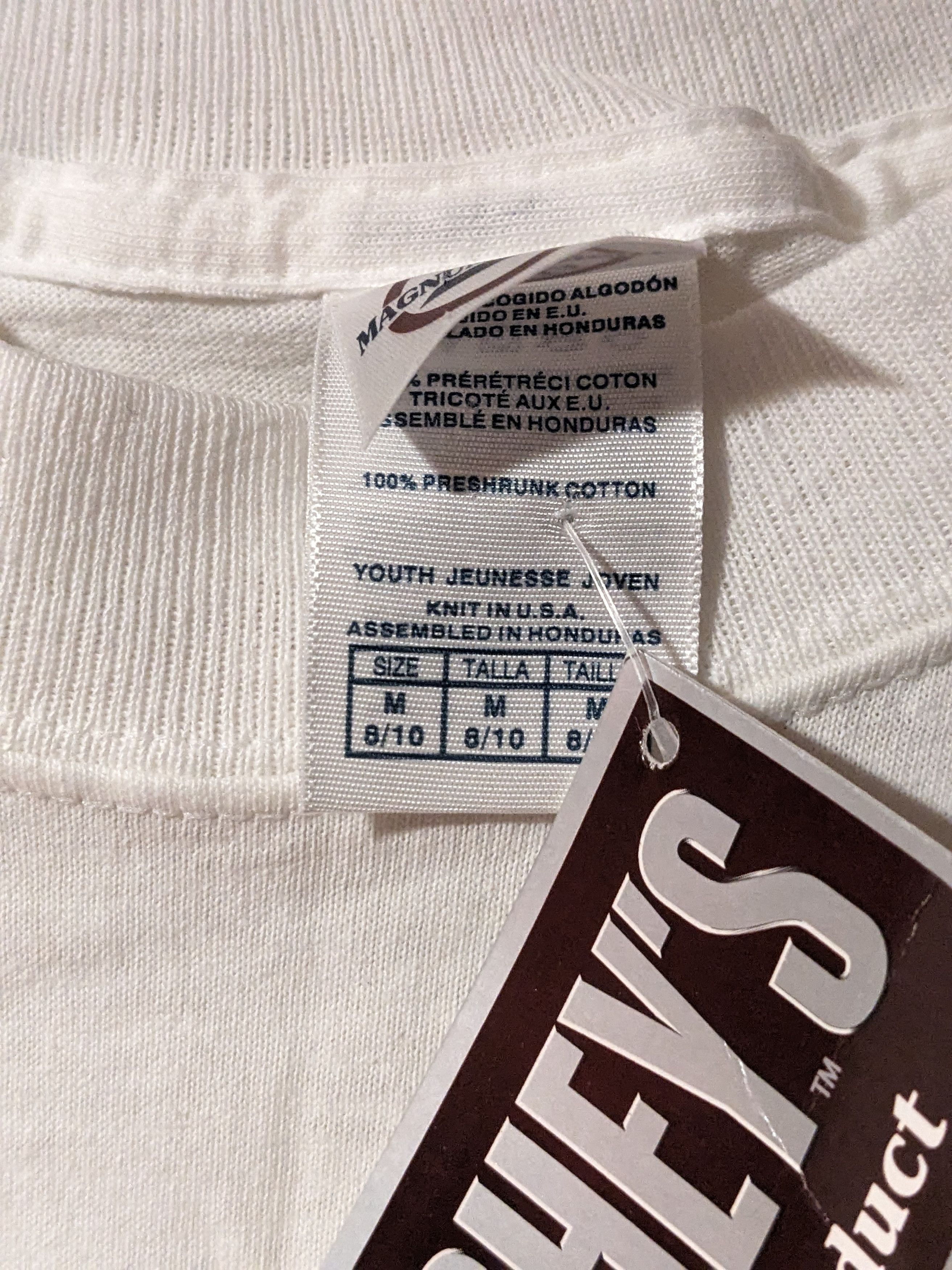 Delta × Vintage Vintage 2006 Hershey Sealed Kiss YOUTH Medium NWT T-Shirt Size US M / EU 48-50 / 2 - 4 Thumbnail