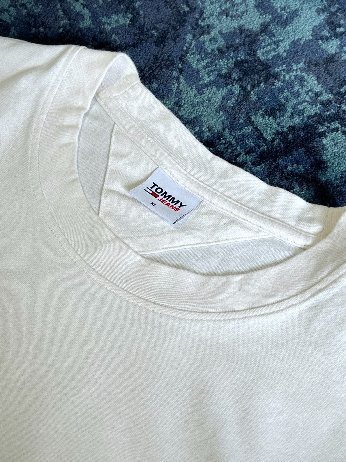 Tommy Hilfiger Tommy jeans t-shirt big logo Size US XL / EU 56 / 4 - 7 Thumbnail