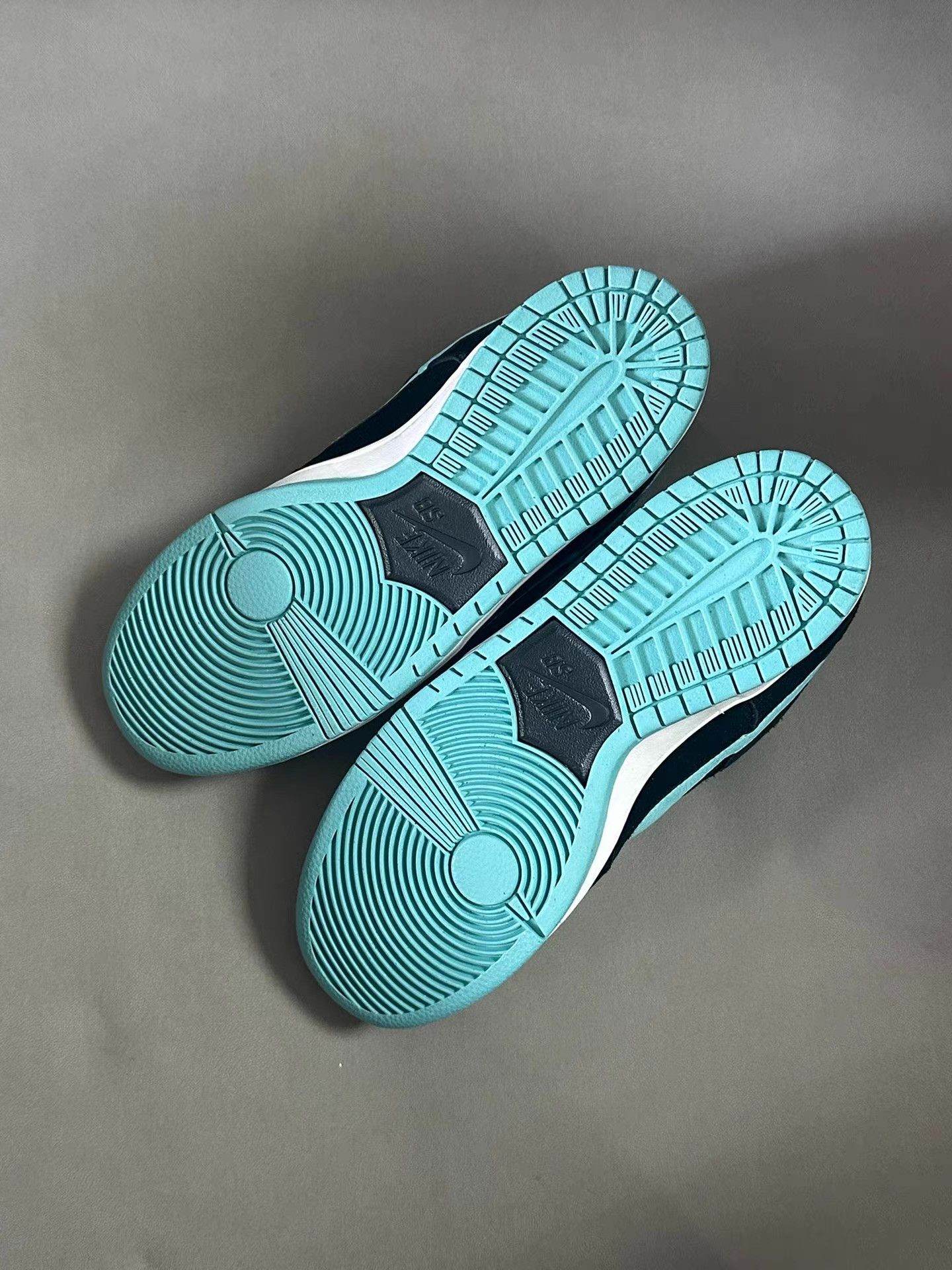 Nike Nike Dunk SB Small Diamond Ｑ20 Size US 9 / EU 42 - 4 Thumbnail