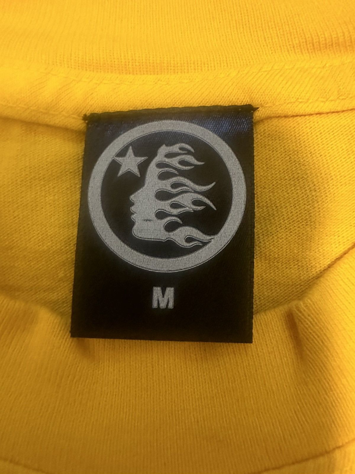 HELLSTAR HELLSTAR Path To Paradise Jesus T Yellow Size M Size US M / EU 48-50 / 2 - 3 Thumbnail