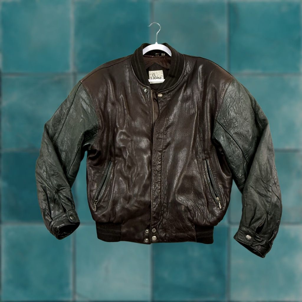 Vintage VINTAGE Skins Bomber Jacket Leather Two Tone Green Brown Adult M Men, 80s 90s, Zip, Regular Fit, Zip Accents, Dry Clean Only, Walking, Casual Size US M / EU 48-50 / 2 - 1 Thumbnail