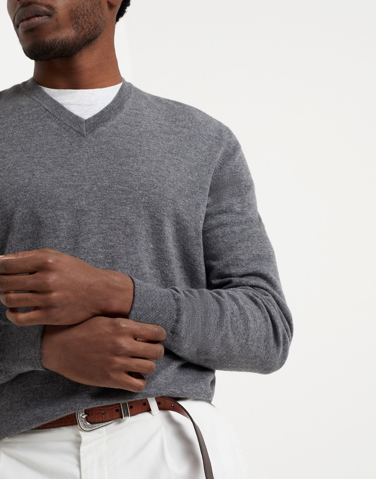Brunello Cucinelli o1la1rc1a0925 Cashmere Sweater in Grey Size US S / EU 44-46 / 1 - 4 Thumbnail