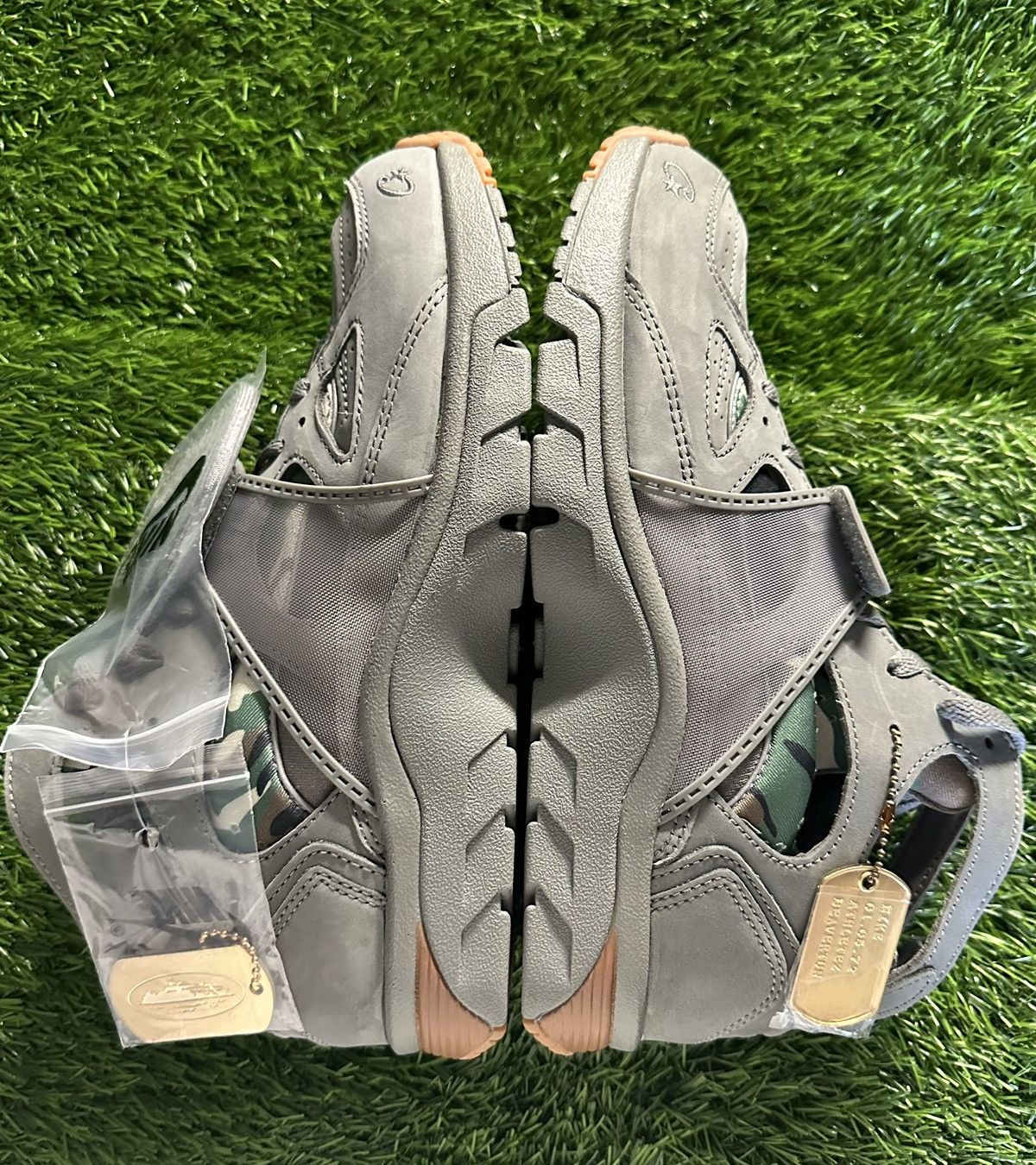 Corteiz × Nike Corteiz x Nike Air Trainer Huarache Gully Grey Size 9.5 M Size US 9.5 / EU 42-43 - 1 Thumbnail