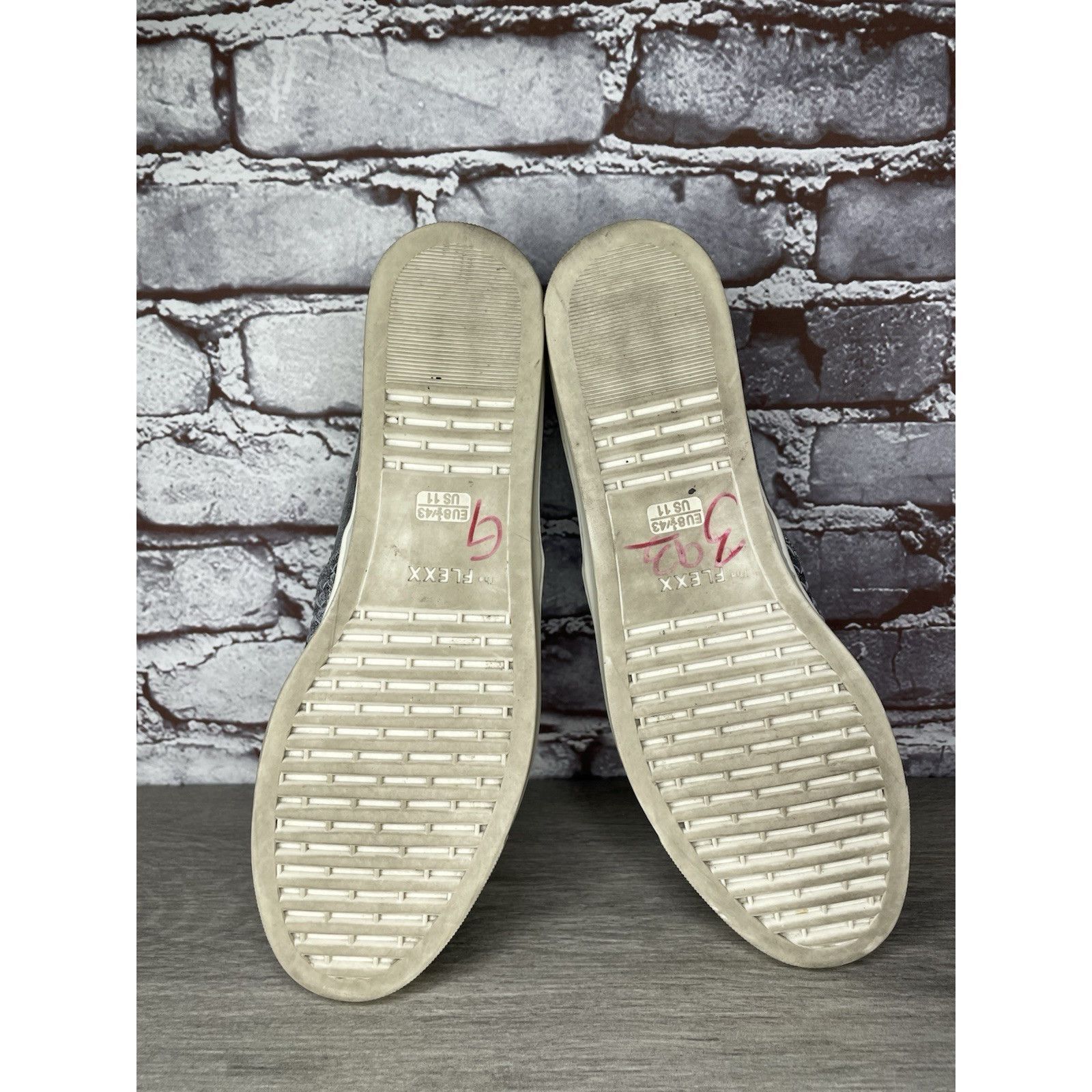 A-Flex The Flexx Silver Leather Shimmer Weaves Woven Sneakers Women Size US 11 / IT 41 - 7 Thumbnail