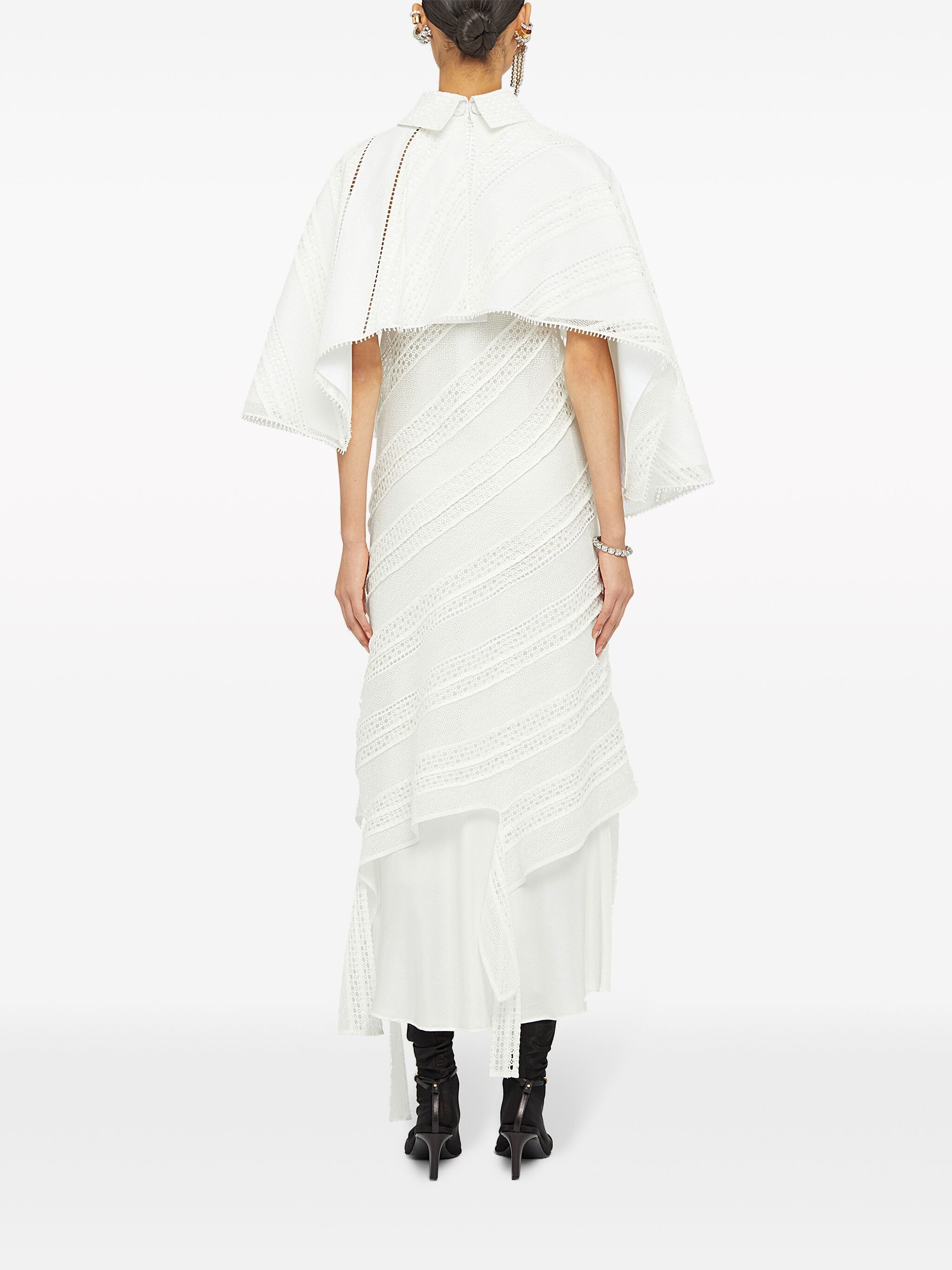 Jil Sander o1w1db10825 Cape in White Size L / US 10 / IT 46 - 2 Thumbnail