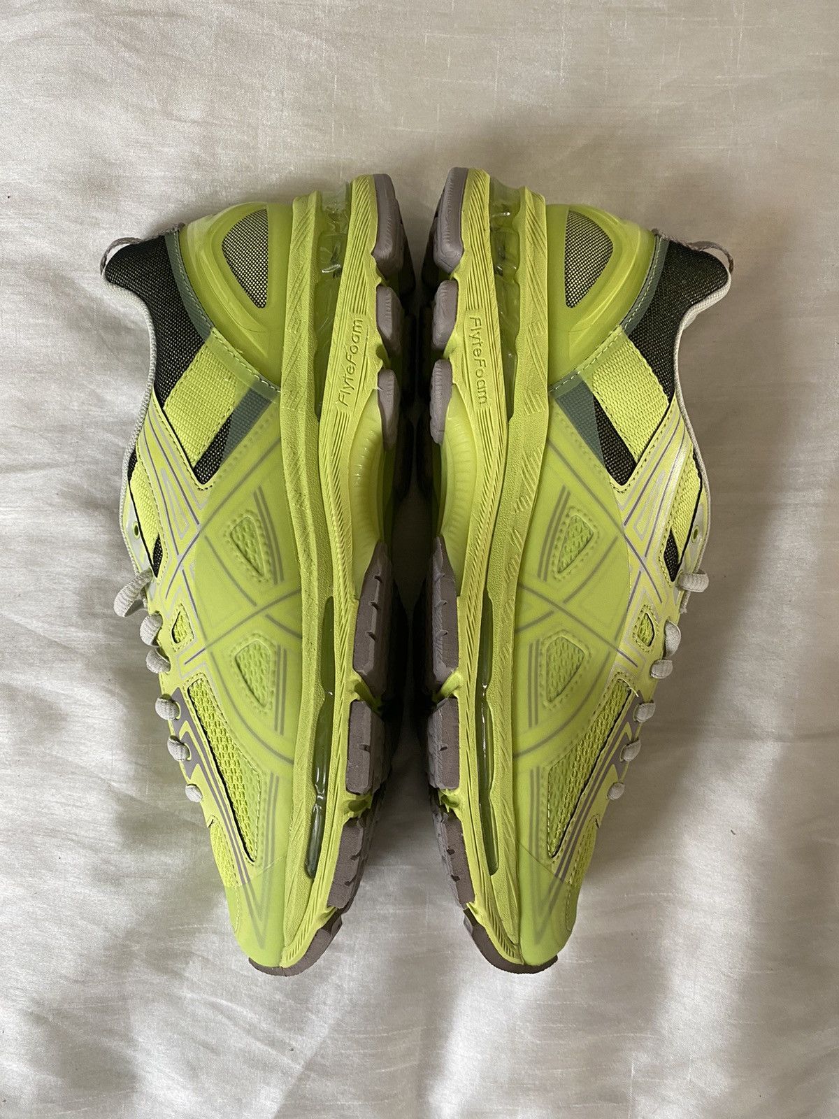 Asics × Kiko Kostadinov ASICS Gel-Burz 1 x Kiko Kostadinov Limeade Size US 6.5 / EU 39-40 - 4 Thumbnail
