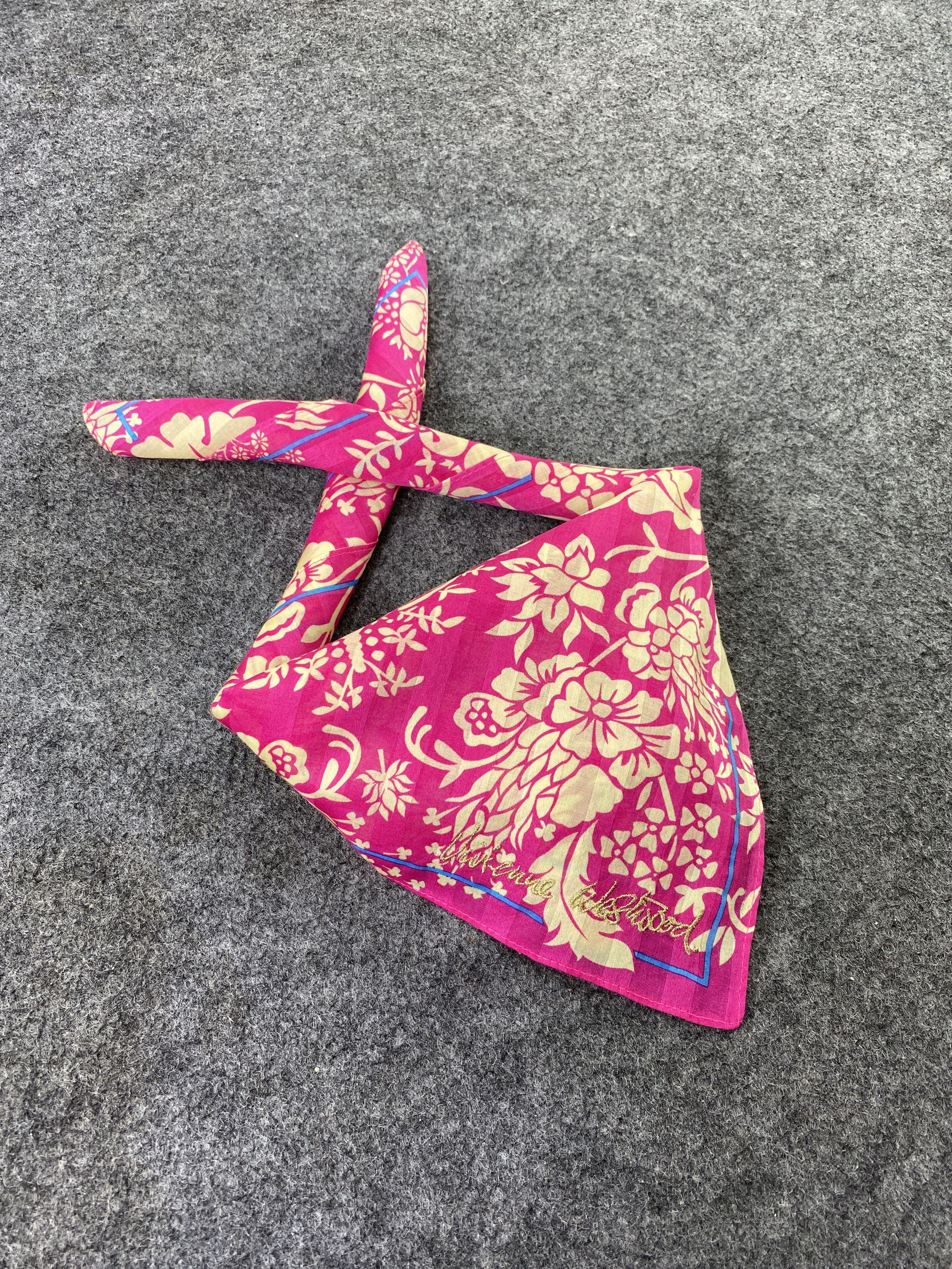 Vintage Vivienne Westwood Handkerchief / Bandana / Neckerchief-B339 Size ONE SIZE - 1 Thumbnail