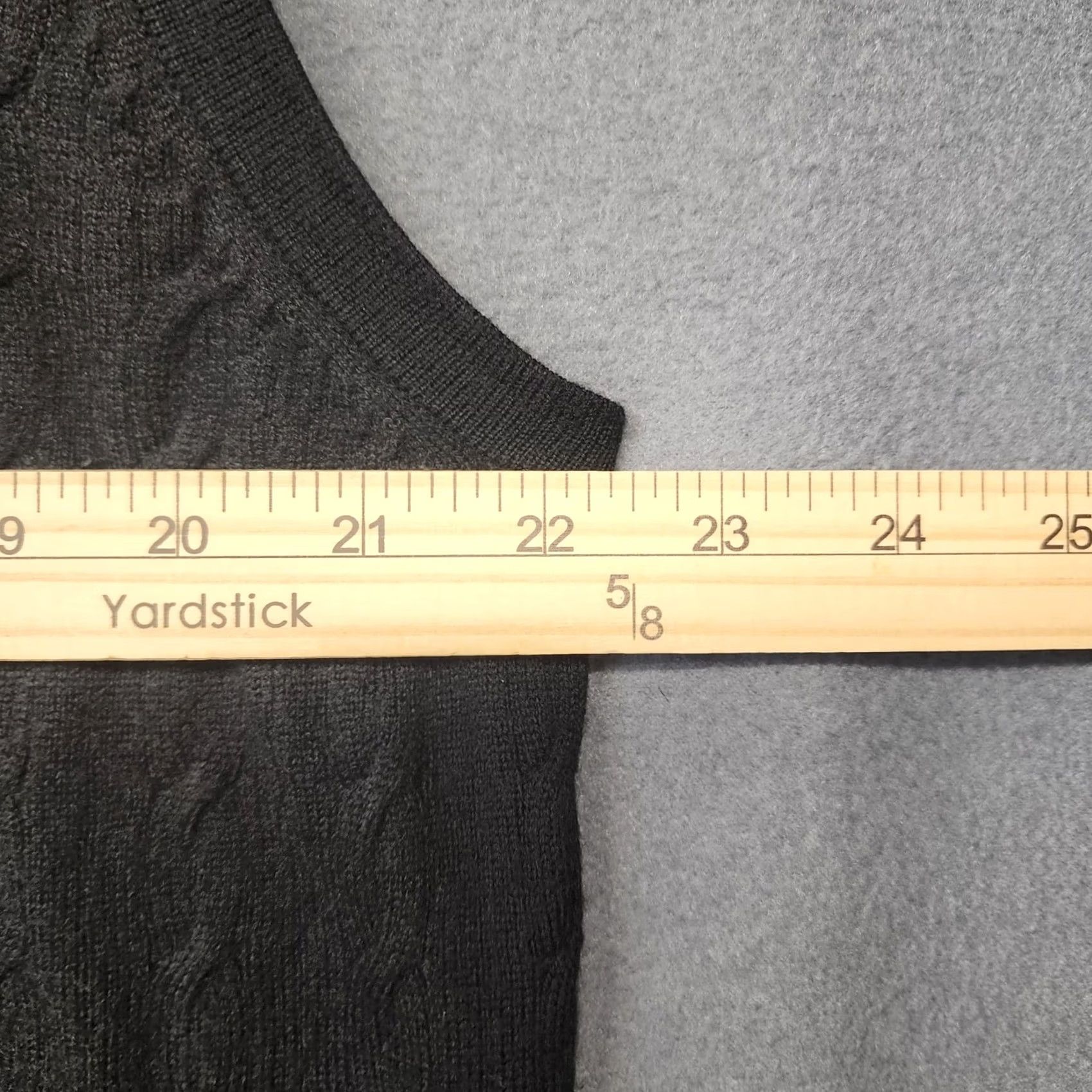 Vintage John Ashford Sweater Vest Men Large Black Italian Merino Wool Cable-Knit V-Neck Sleeveless Pullover Classic Size US L / EU 52-54 / 3 - 5 Thumbnail