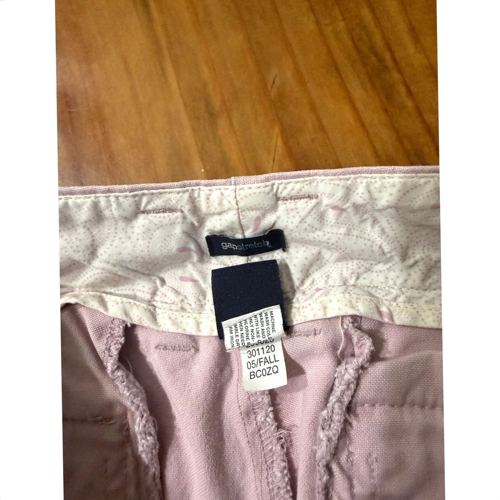 Gap VINTAGE Gap Women's Pants 64 Chino Baggy Stretch Cotton Wide leg Low A3-8 Pink 1990s Womens Casual 30x30 Inseam 30" Size 28" / US 6 / IT 42 - 3 Thumbnail