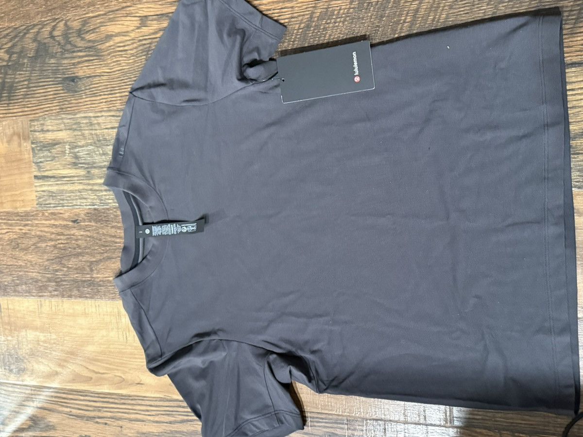 Lululemon Mens Lulu Tee Size US S / EU 44-46 / 1 - 1 Thumbnail