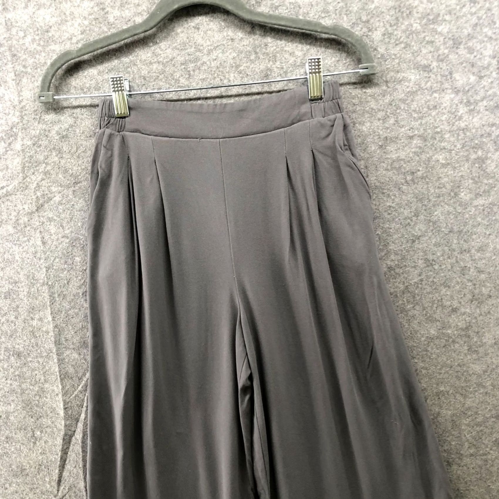 Asos VINTAGE? No — ASOS High Rise Wide Leg Pants Womens 0 Gray Rayon Pleated Front Pull On Pants Size 25" / US 0 / IT 36 - 3 Thumbnail