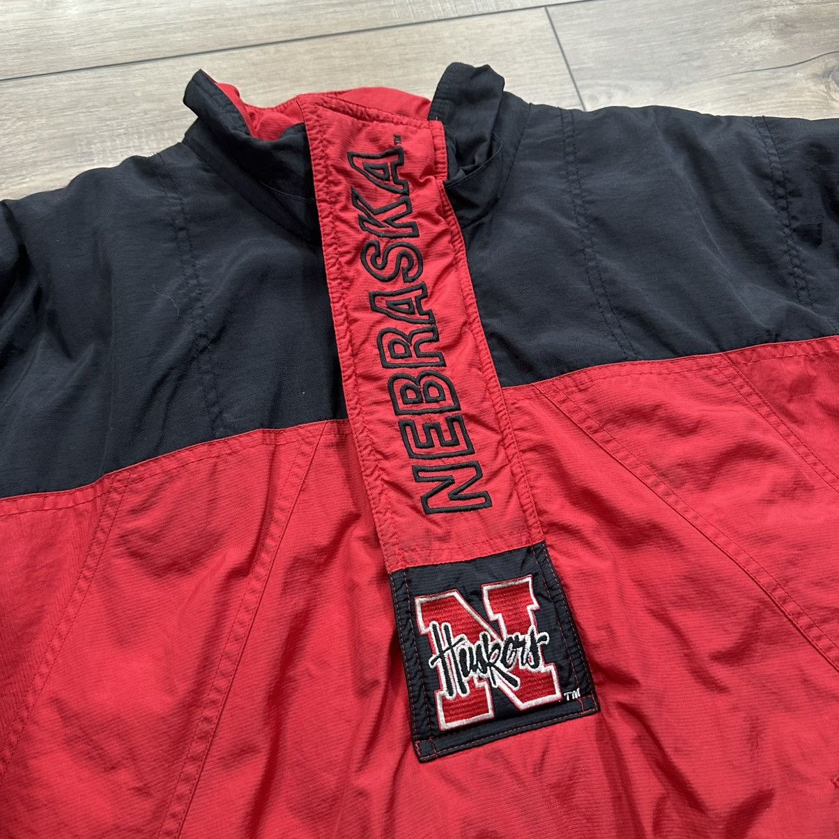 Starter Vintage 2000s Starter Nebraska Red and Black Puffer Jacket Size US S / EU 44-46 / 1 - 5 Thumbnail