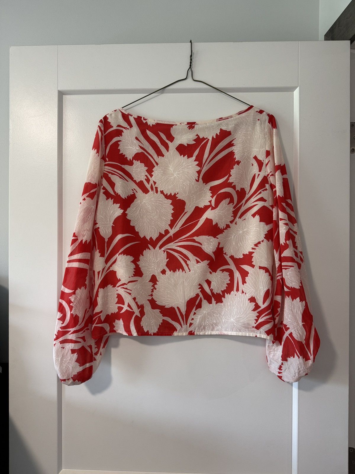Club Monaco Club Monaco Valterra silk blend balloon sleeve blouse Size M / US 6-8 / IT 42-44 - 2 Thumbnail