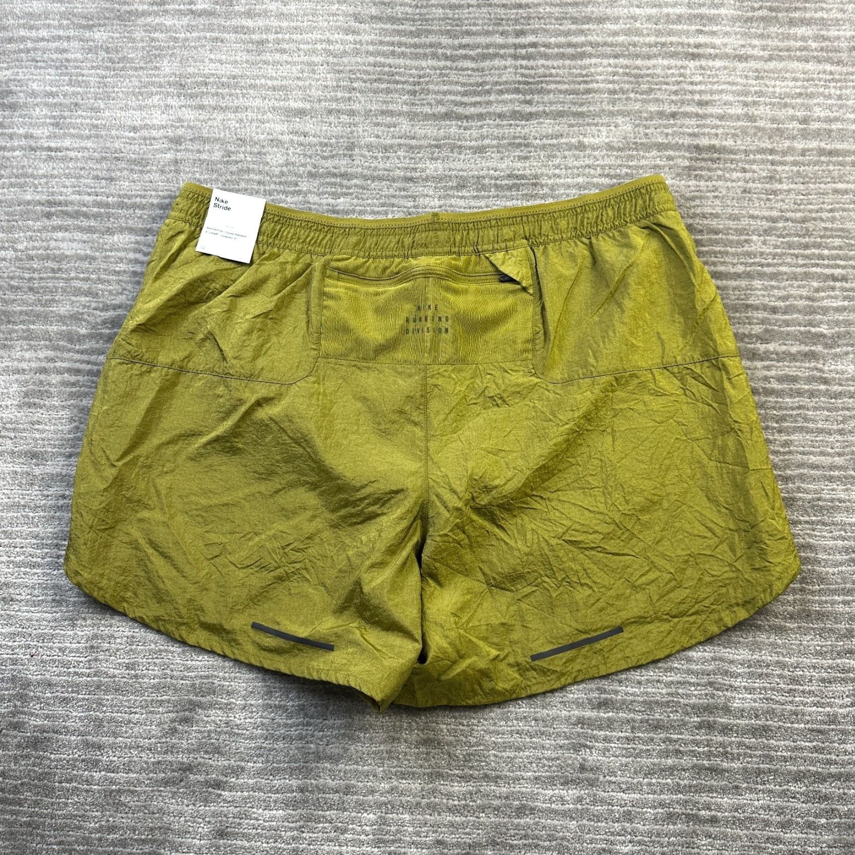Nike Nike Shorts Mens XL Green 5" Running Division Flex Brief Lined Hybrid Athletic Size US 36 / EU 52 - 2 Thumbnail
