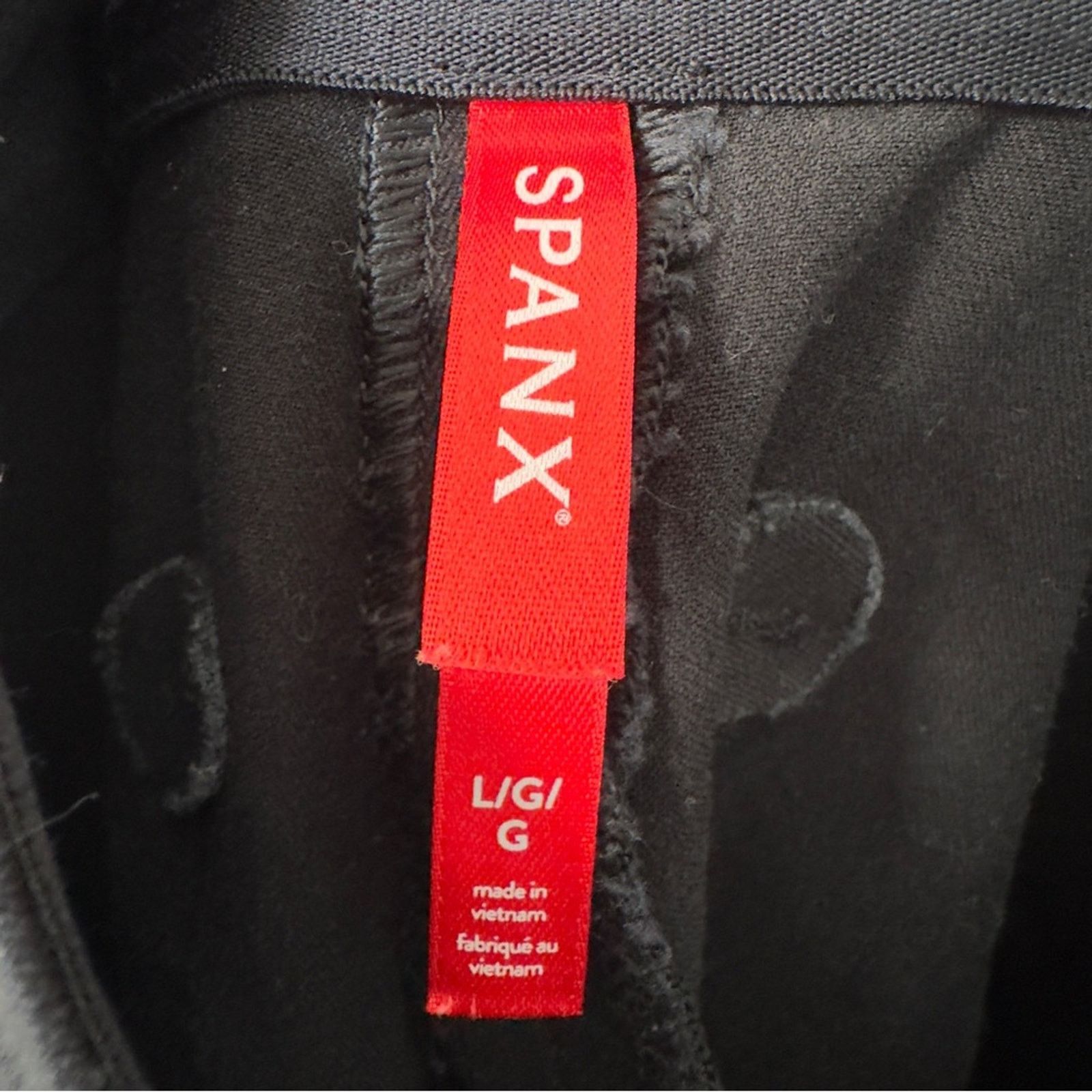 Spanx SPANX Black Stretch Chinos straight leg solid back pockets L Size 31" - 6 Thumbnail
