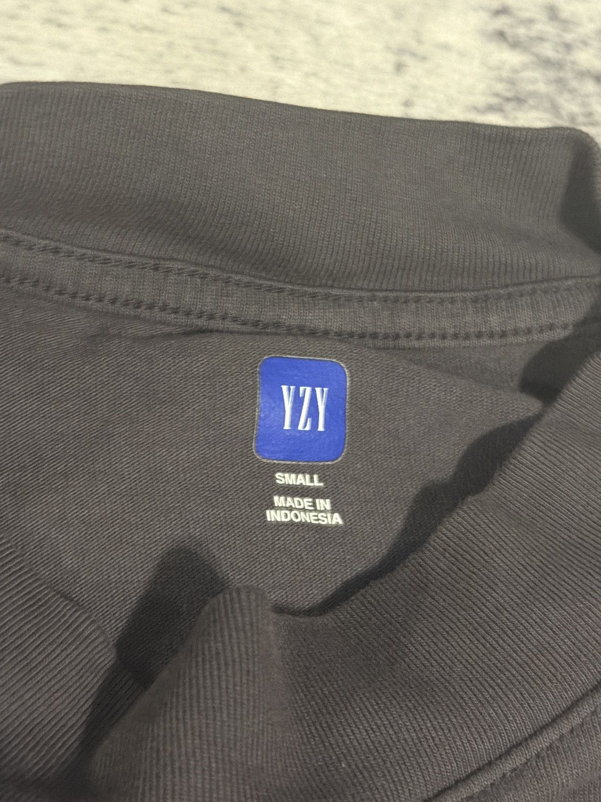 Gap × Yeezy Yeezy x Gap long sleeve shirt Size US S / EU 44-46 / 1 - 3 Thumbnail
