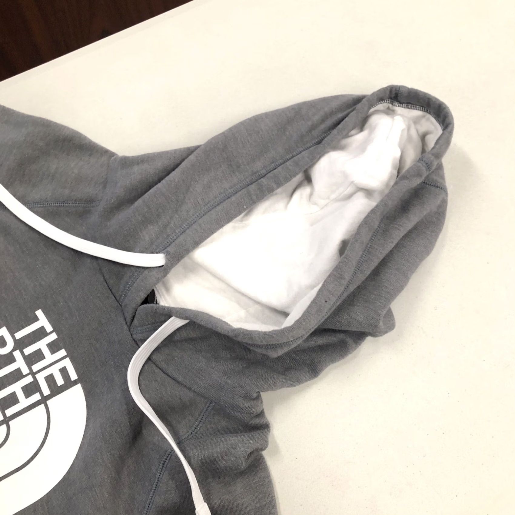 The North Face The North Face Spell Out Womens Large Gray Pullover Hoodie Sweater, The North Face, Hoodie, Women, Large, Gray, Pullover, Fleece, Activewear, 90s? Size L / US 10 / IT 46 - 3 Thumbnail