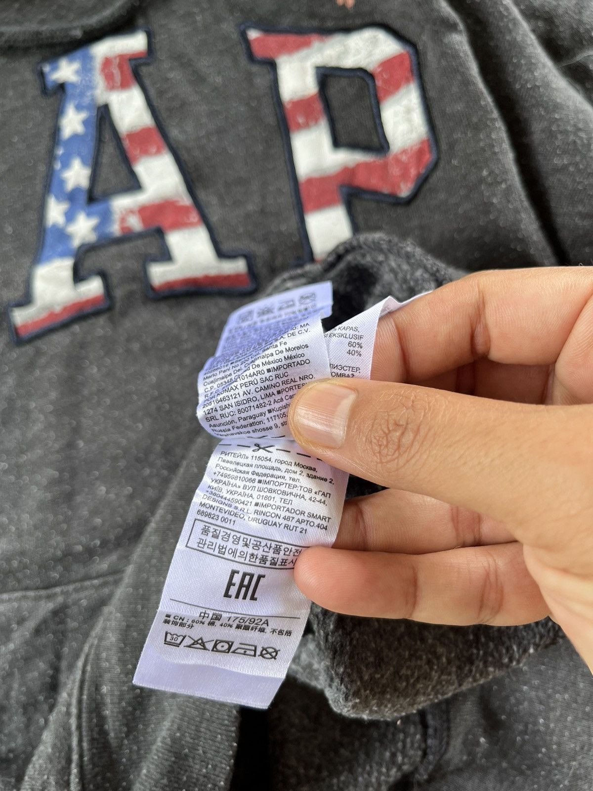 Gap × If Six Was Nine ⚡️STEALS⚡️GAP USA Flag Spell Out Central Logo Hoodie Size US S / EU 44-46 / 1 - 6 Thumbnail