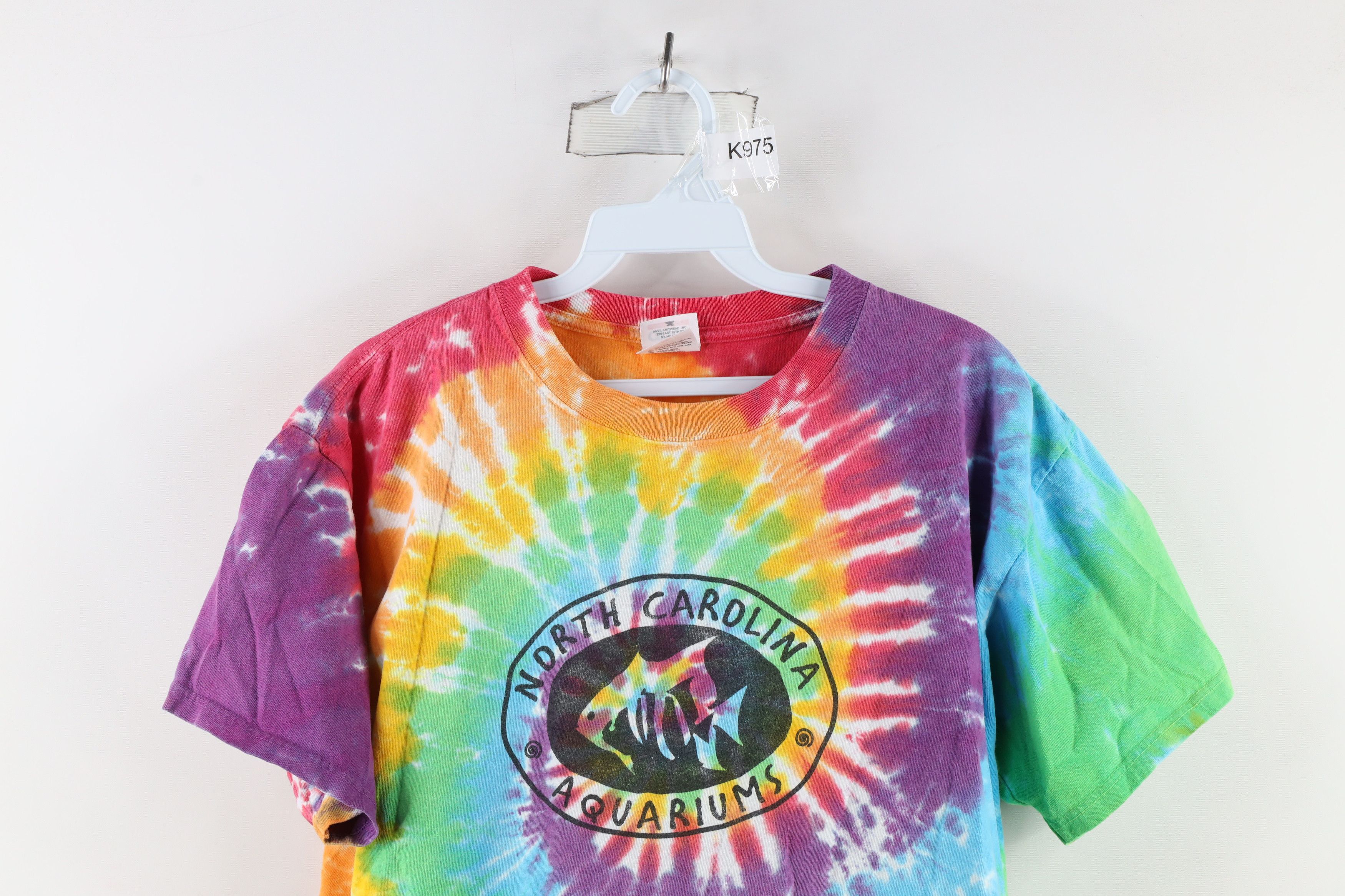 Vintage Vintage 90s Streetwear Aquariums Rainbow Tie Dye T-Shirt Size M / US 6-8 / IT 42-44 - 2 Thumbnail