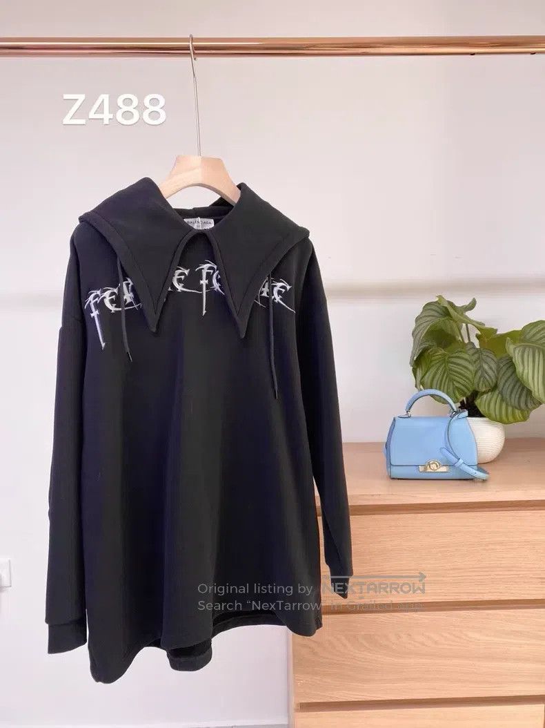 Balenciaga Balenciaga Buddha Head Hooded Sweatshirt, XS Size Size US XS / EU 42 / 0 - 1 Thumbnail
