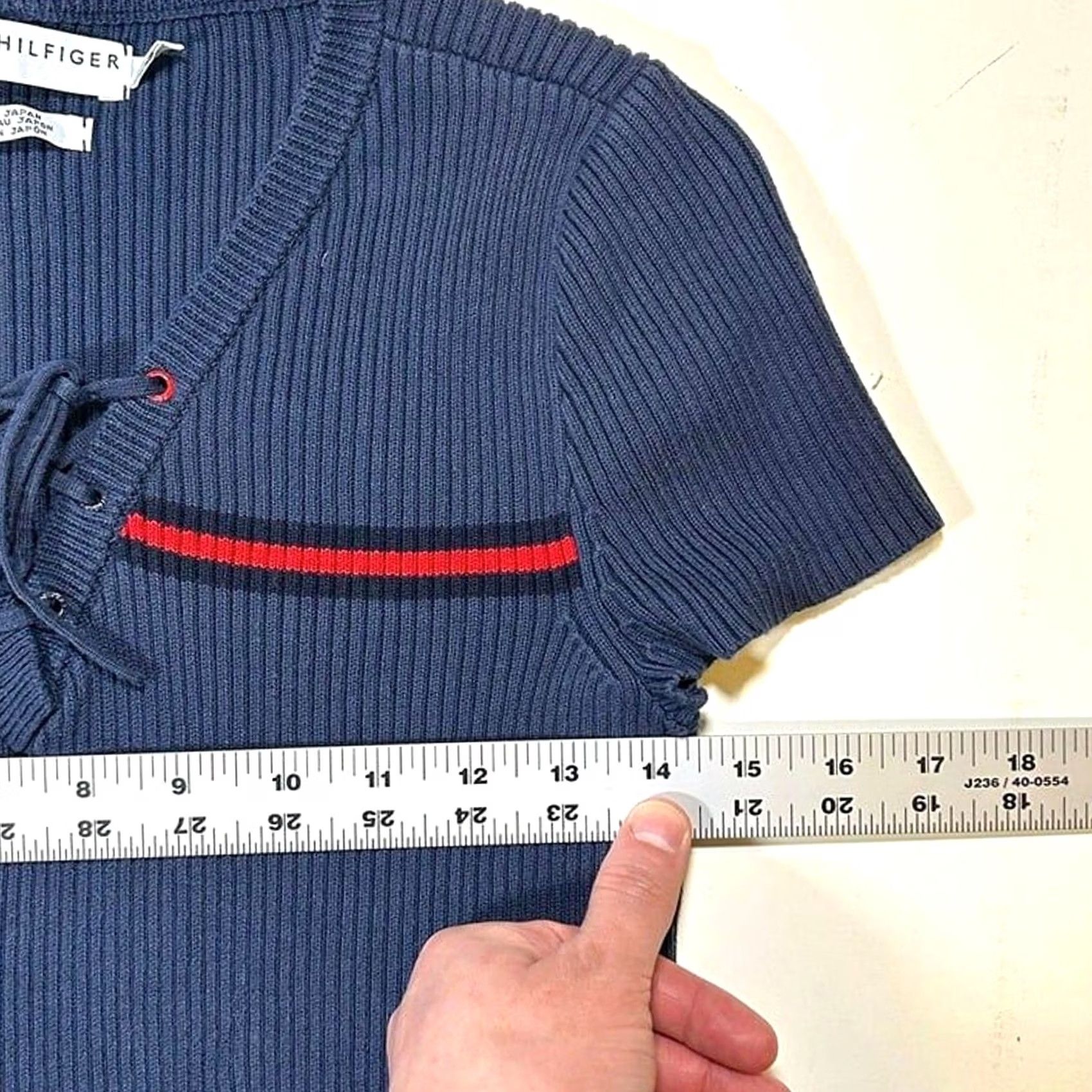 Tommy Hilfiger VINTAGE Tommy Hilfiger Ribbed Tee Shirt Womens Medium Navy Blue T-Shirt Womens M Navy Blue 90s Size M / US 6-8 / IT 42-44 - 5 Thumbnail