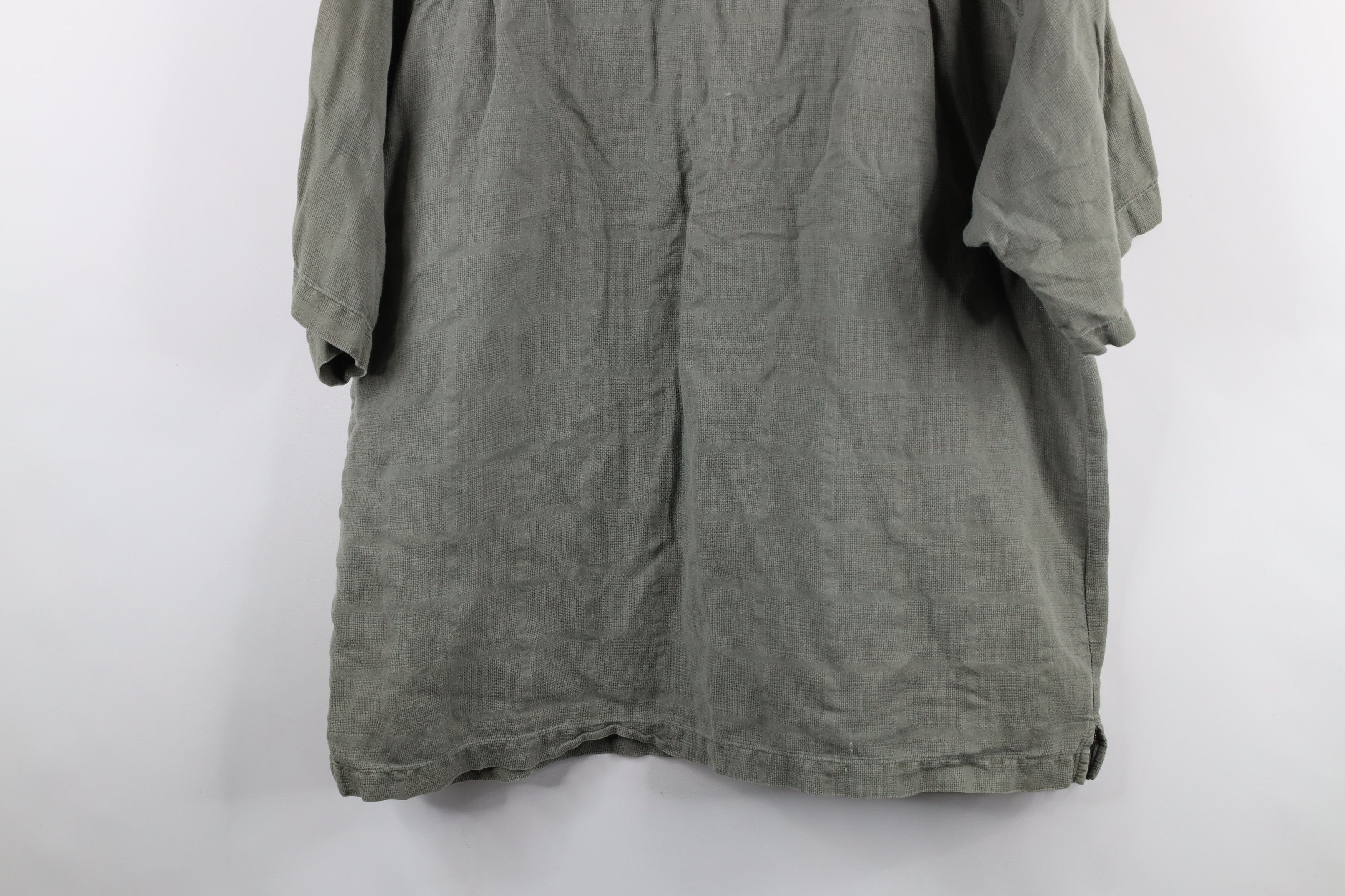 Vintage Vintage 90s Streetwear Weave Collared Button Shirt Green Size US XL / EU 56 / 4 - 11 Thumbnail