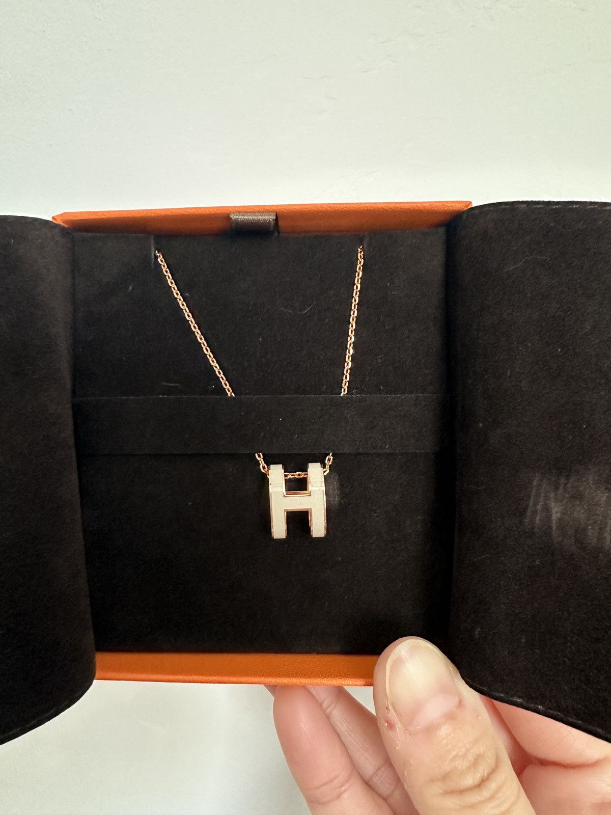 Hermes HERMES POP H ROSE GOLD ENAMEL NECKLACE Size ONE SIZE - 1 Thumbnail