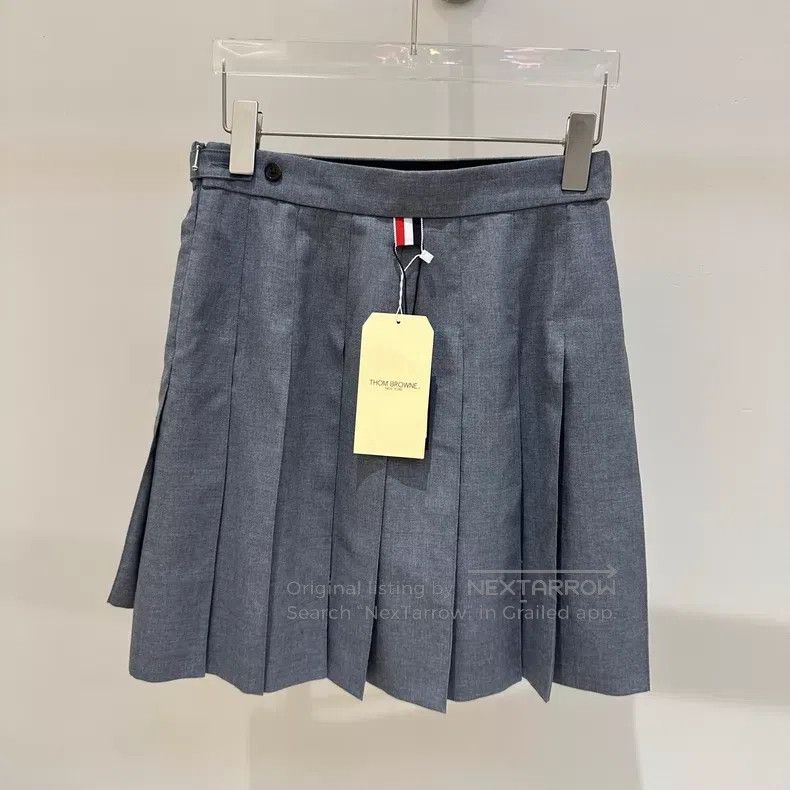 Thom Browne Thom Browne Classic Pleated Skirt Size 26" / US 2 / IT 38 - 2 Thumbnail